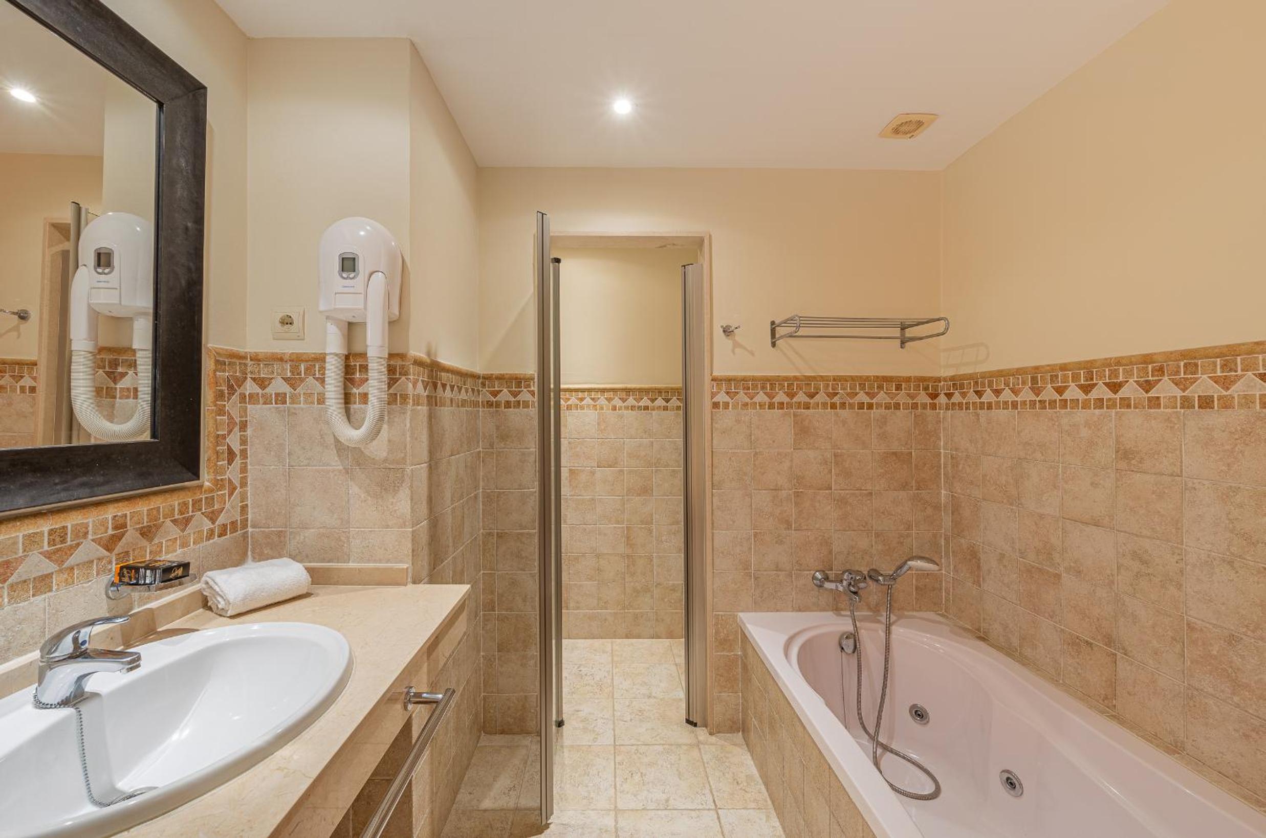 SANTA CRUZ SUITE Jardín con vistas Mijas Costa