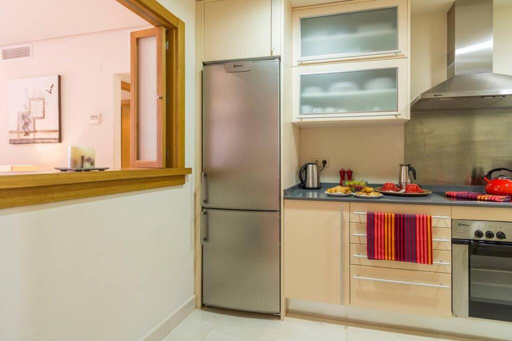 Stunning 2 bed holiday apartment with garden view 4