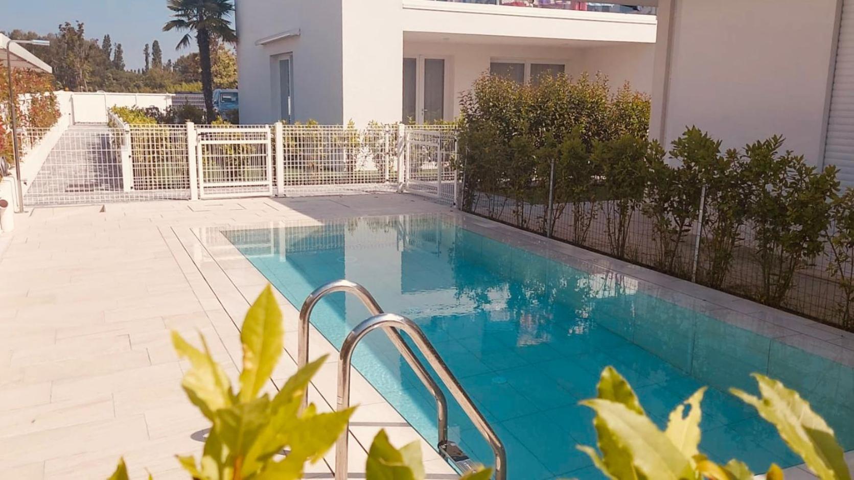 APP4RENT GROUND FLOOR - 2 family apartments view 2