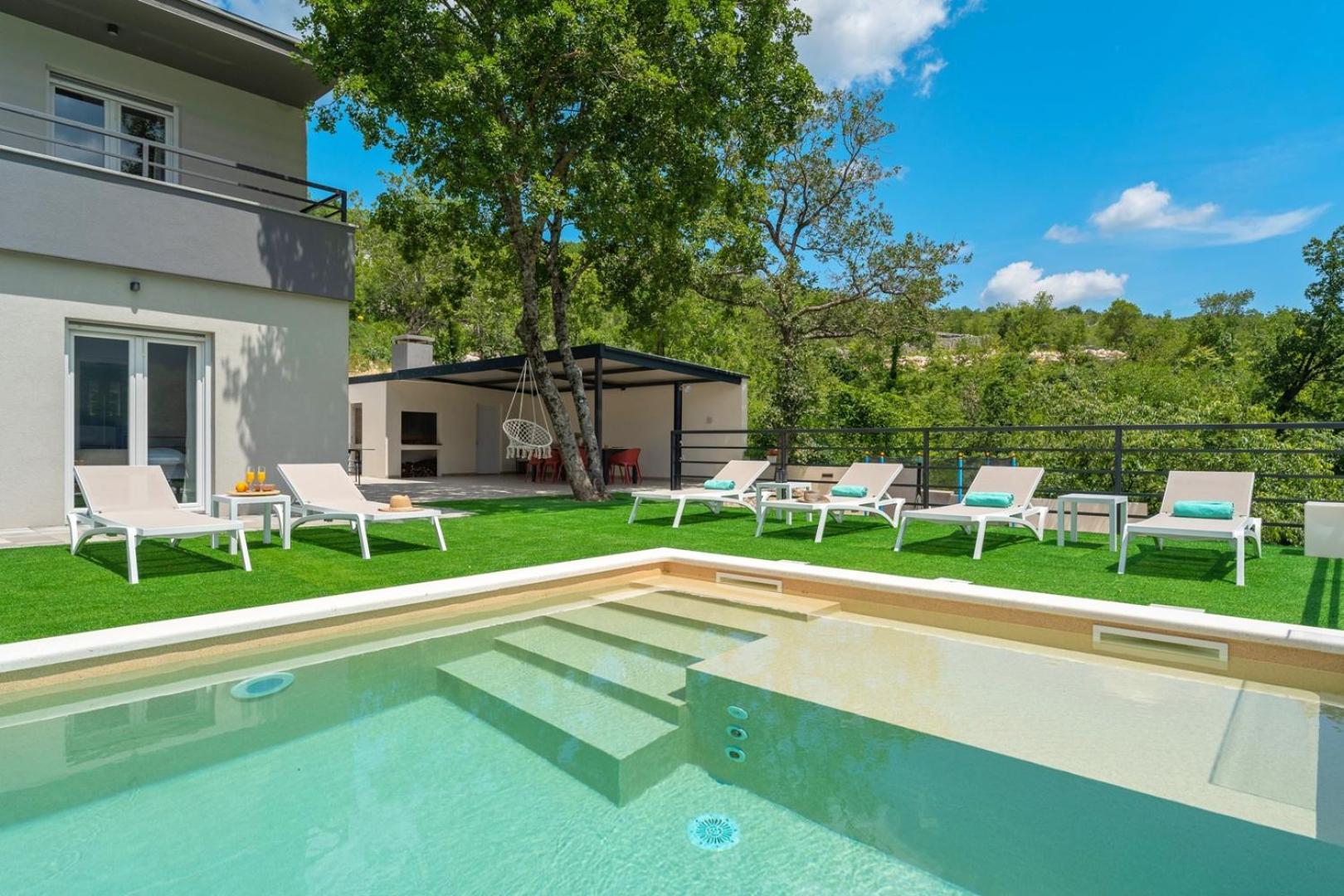 Villa Rose in Zagvozd, Makarska hinterland view 5