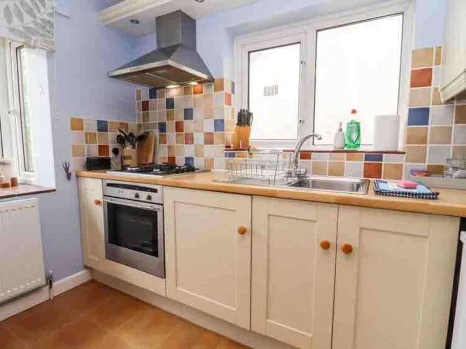 Yew Tree Cottage - walks from the door