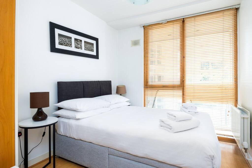 Lovely 2 BR apartment with balcony