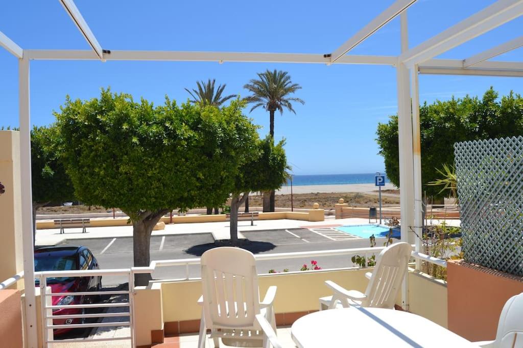 Hotel Dúplex en primera linea de playa - Image 1