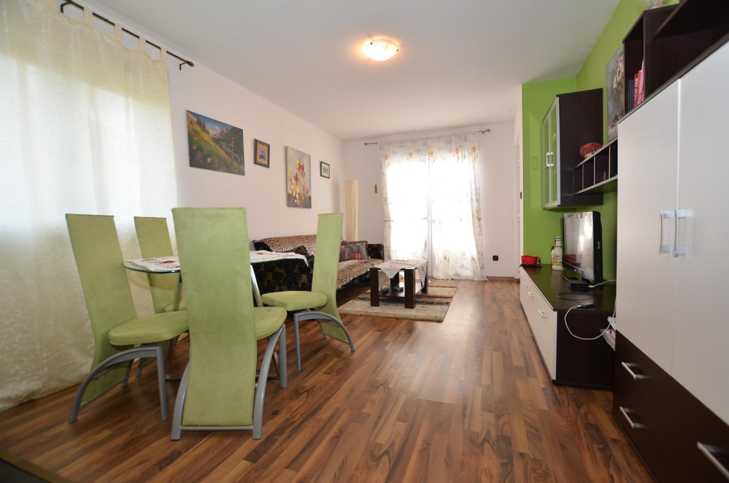 Mari House