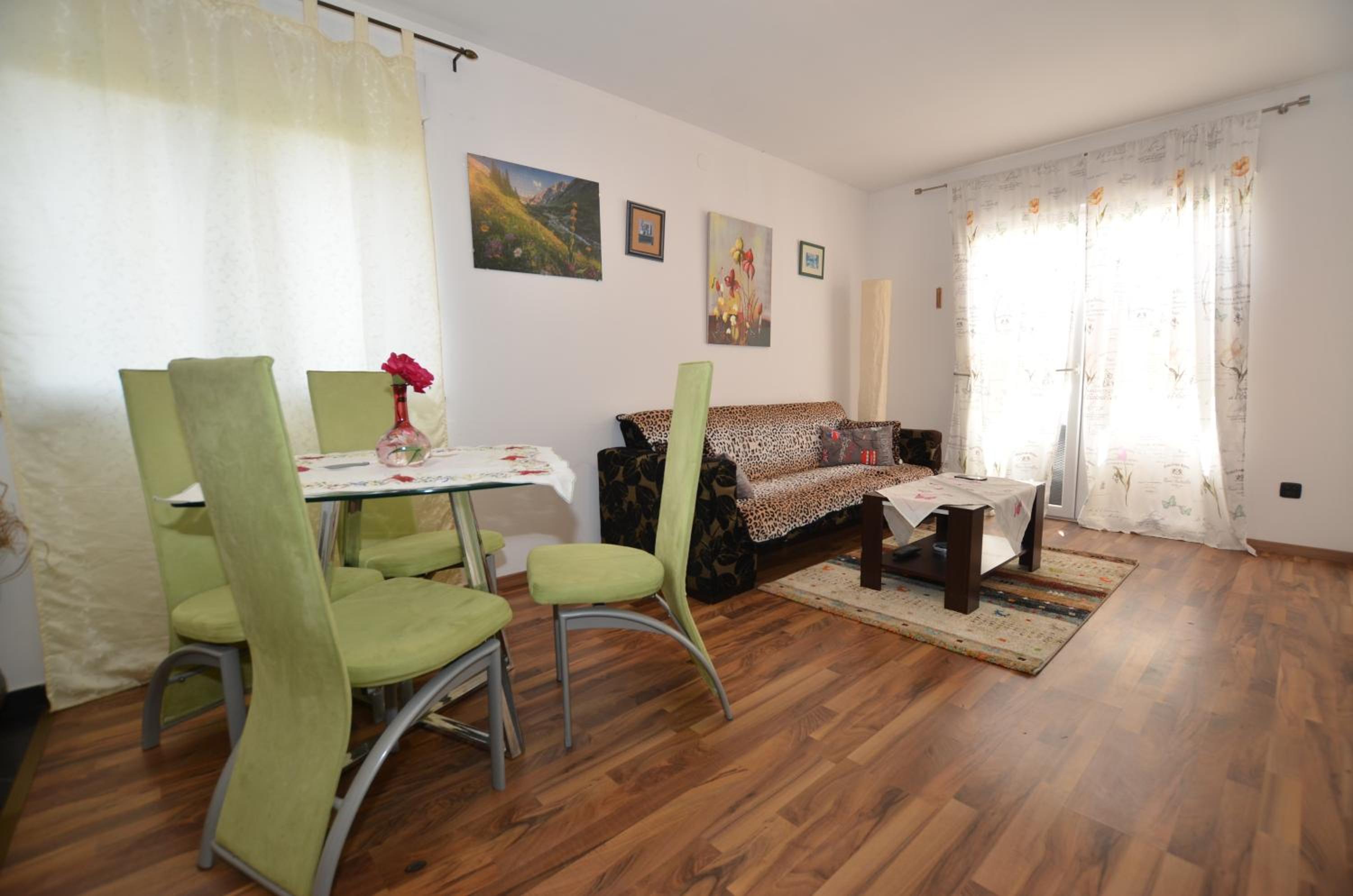Mari House