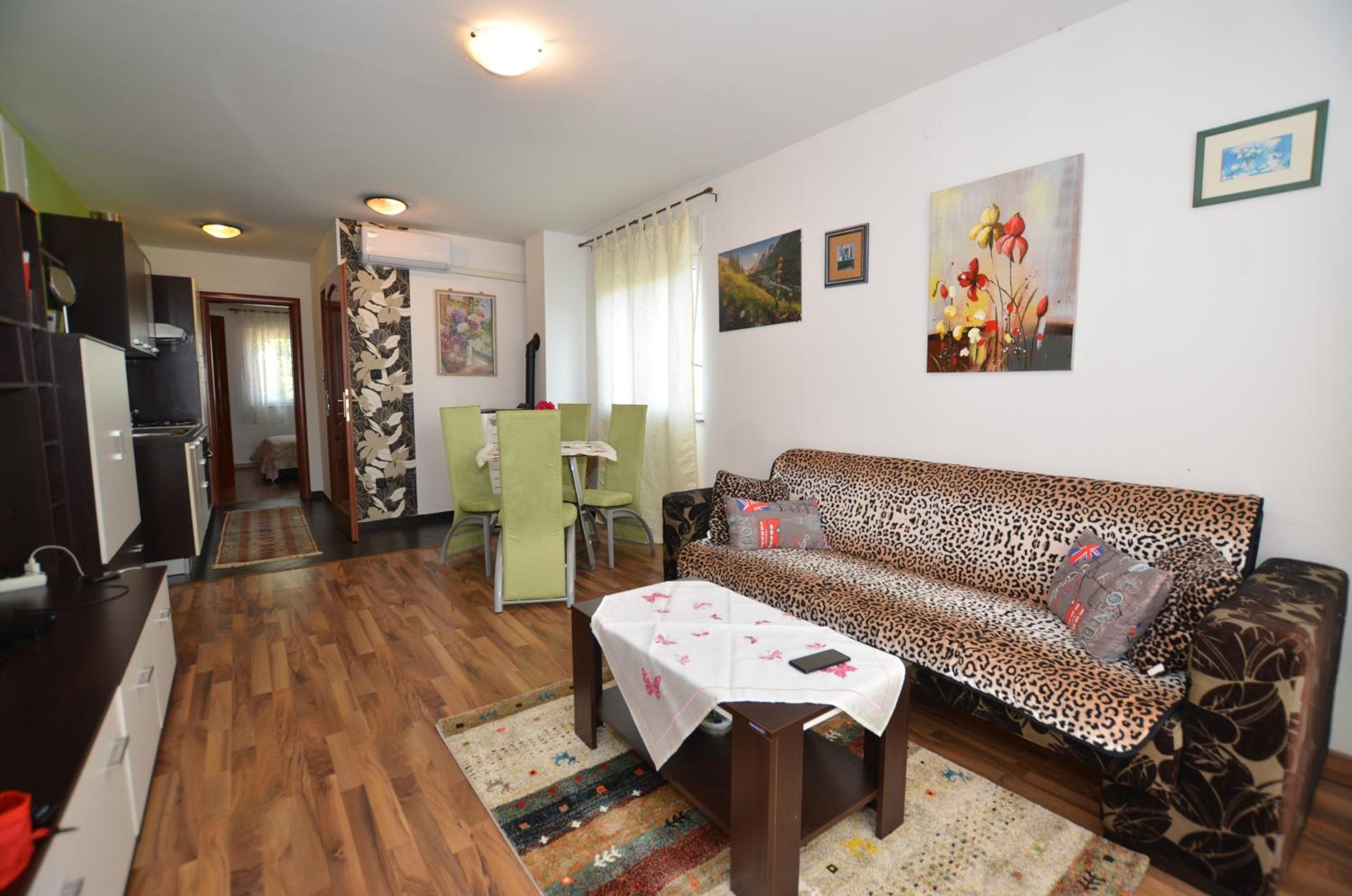 Mari House