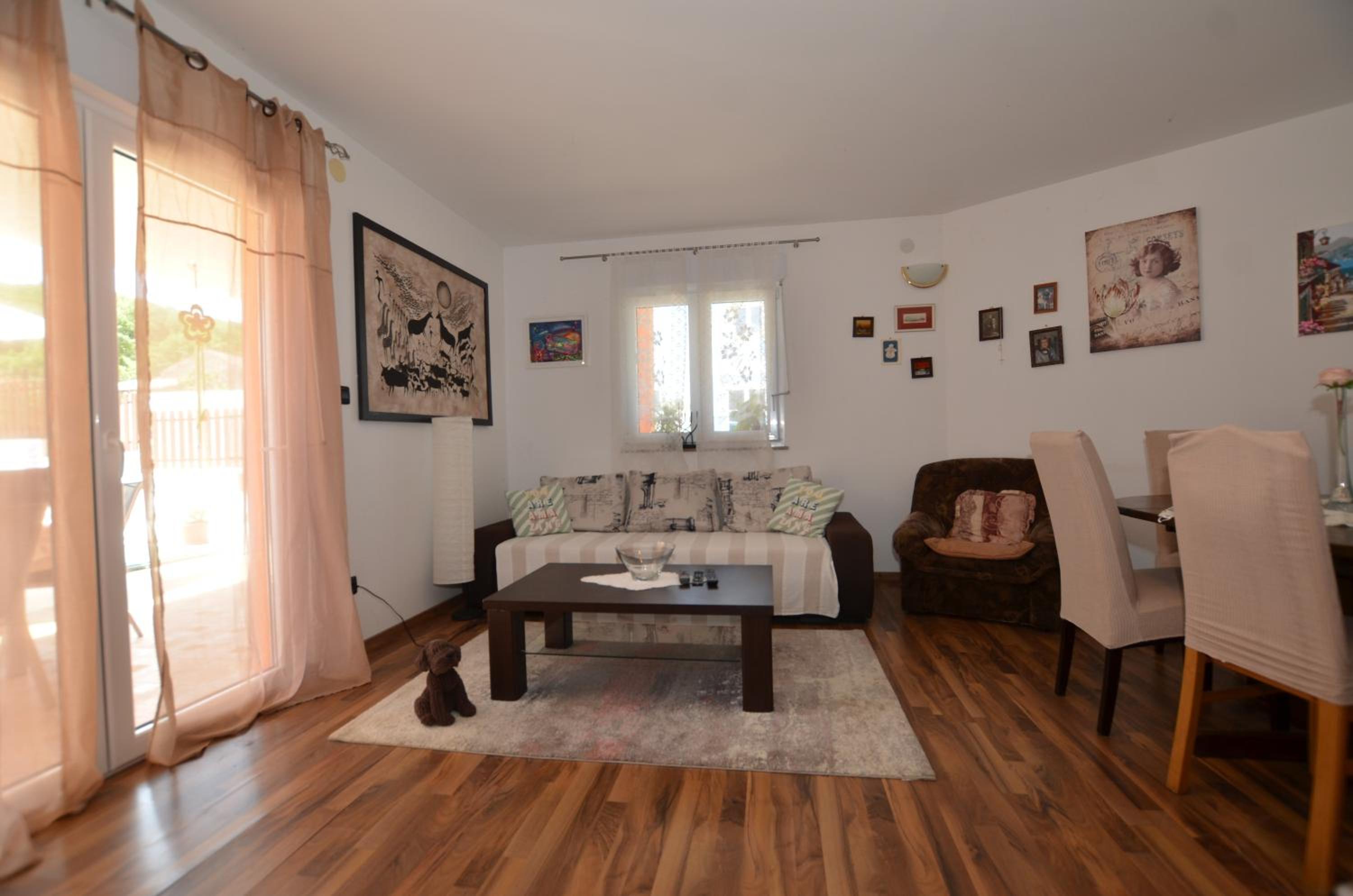 Mari House