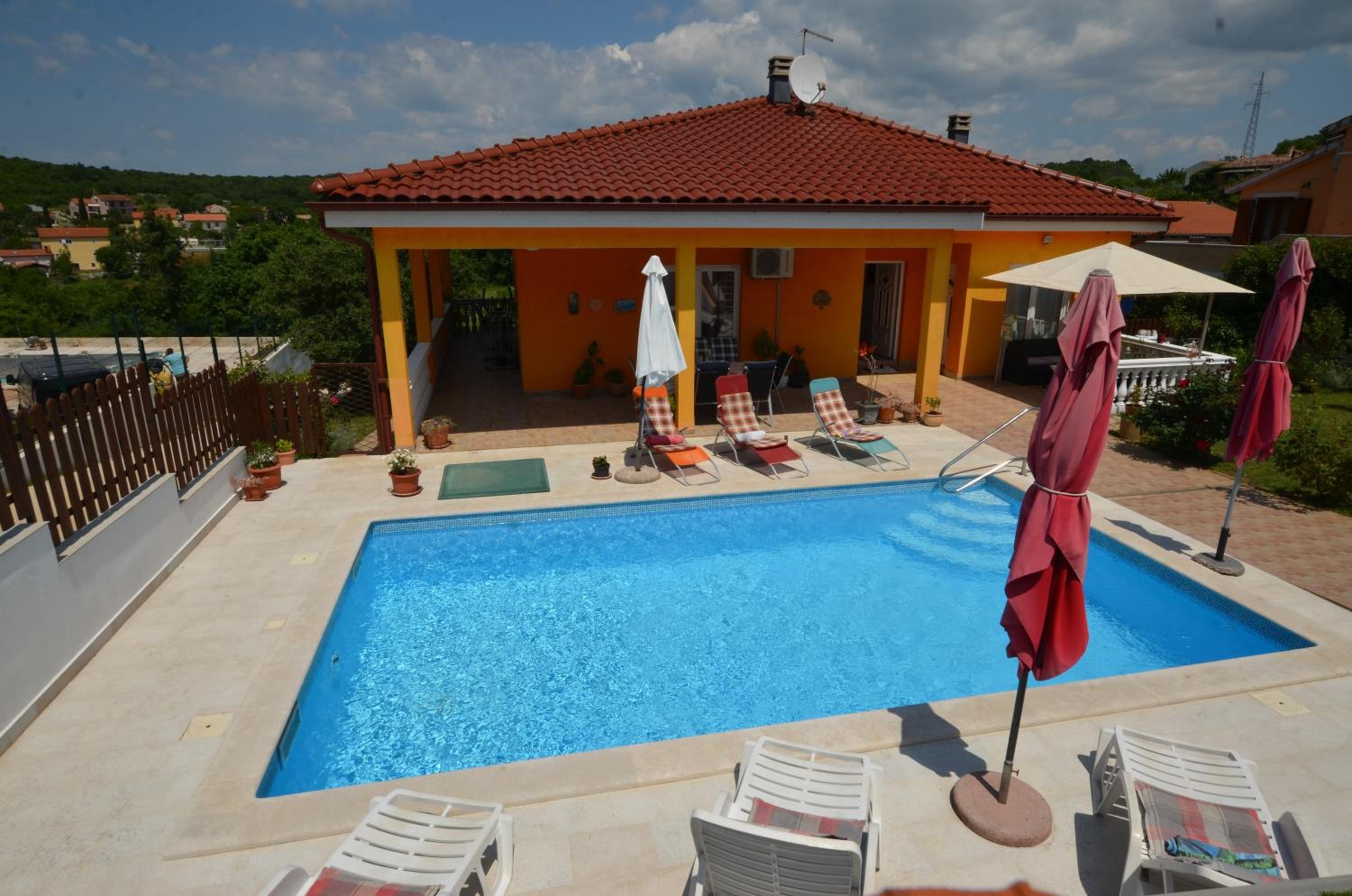Mari House
