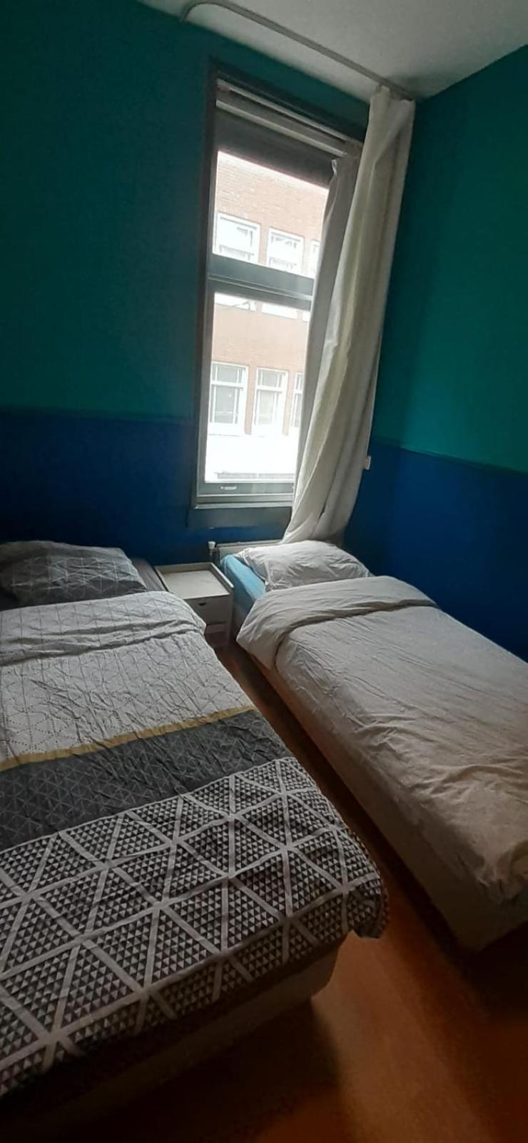 CHARLOTTE, not for parties, not a hotel, room with shared bathroom, no kitchen
