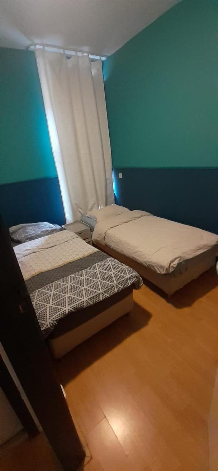 CHARLOTTE, not for parties, not a hotel, room with shared bathroom, no kitchen