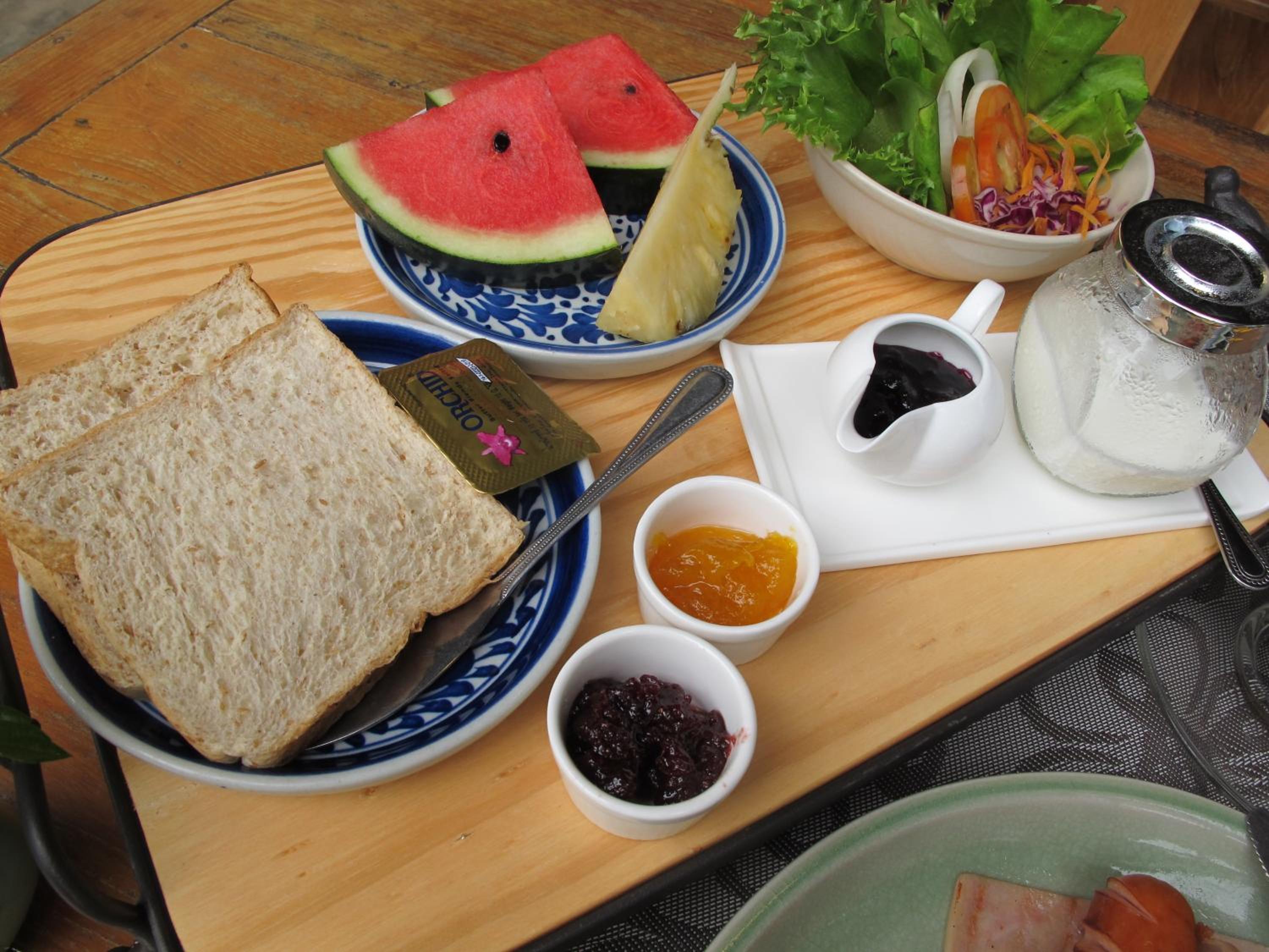 Tharaburi Resort