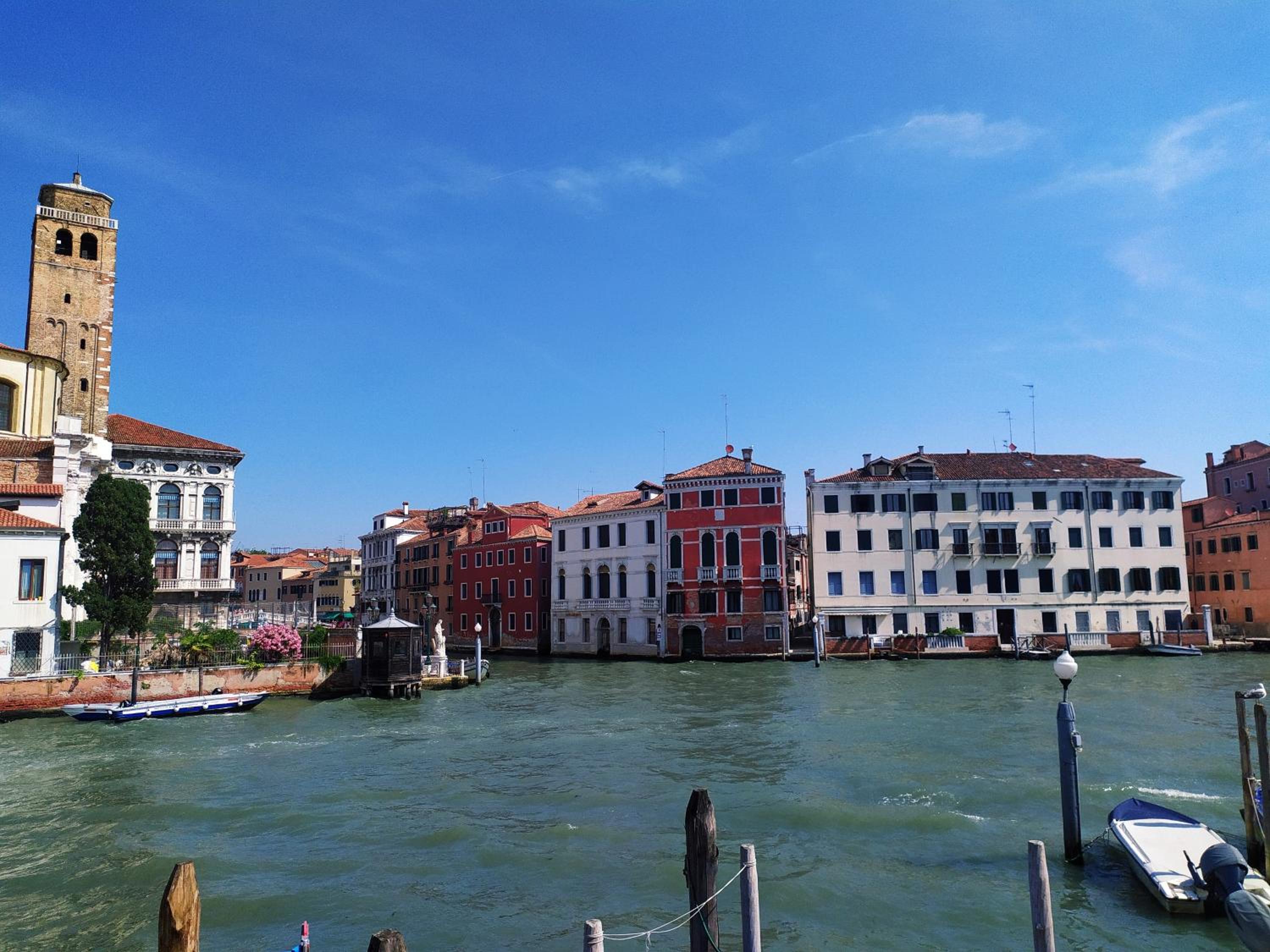 Zen Accommodations Grand Canal