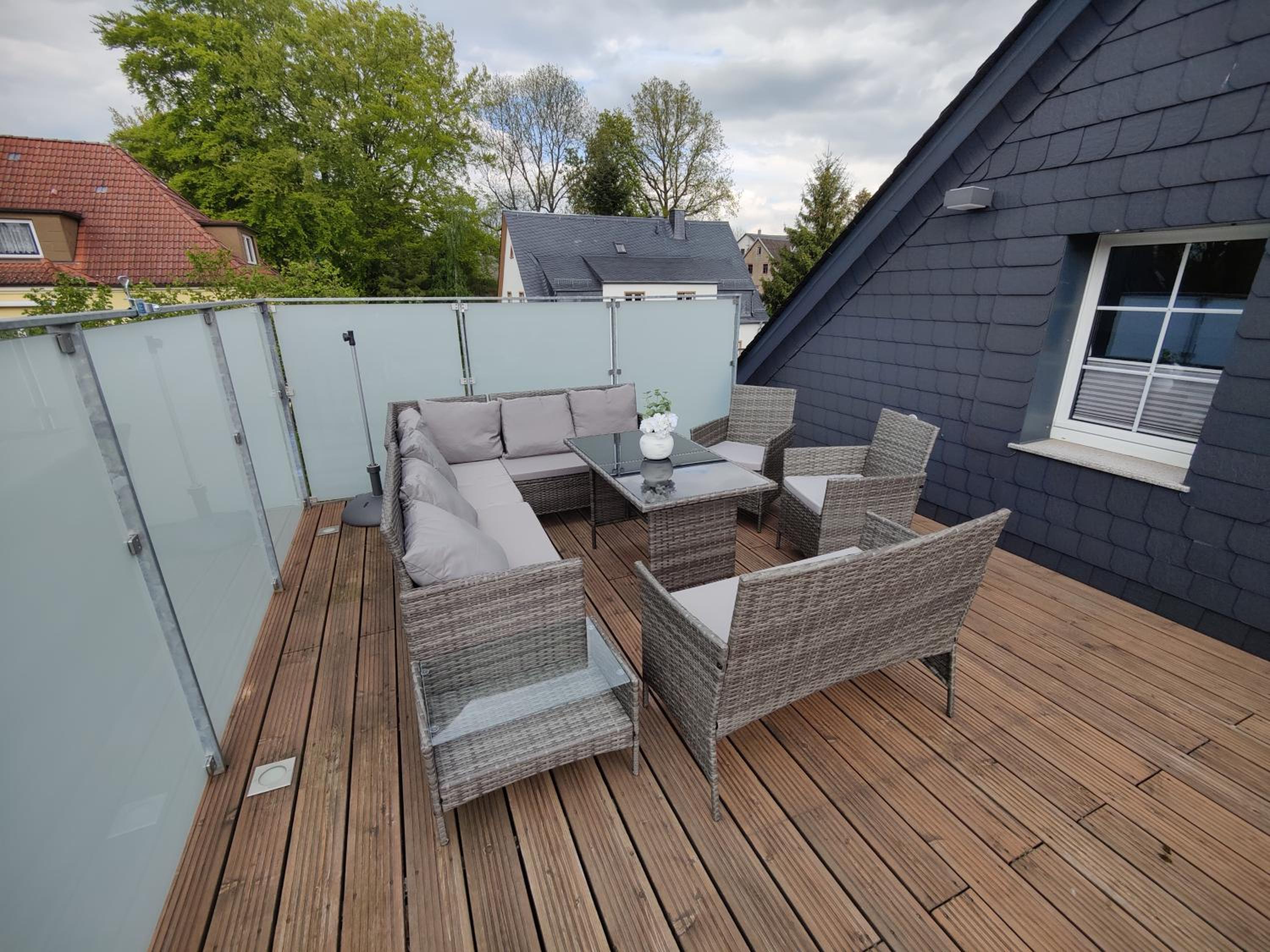 Ferienhaus Villa Adelsberg mit Dachterrasse in Zentraler Lage für bis zu 10 Personen