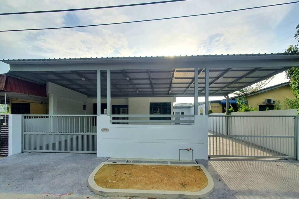 (New)Jovial Cozy&Stylish House 4Room@BM Sri Rambai