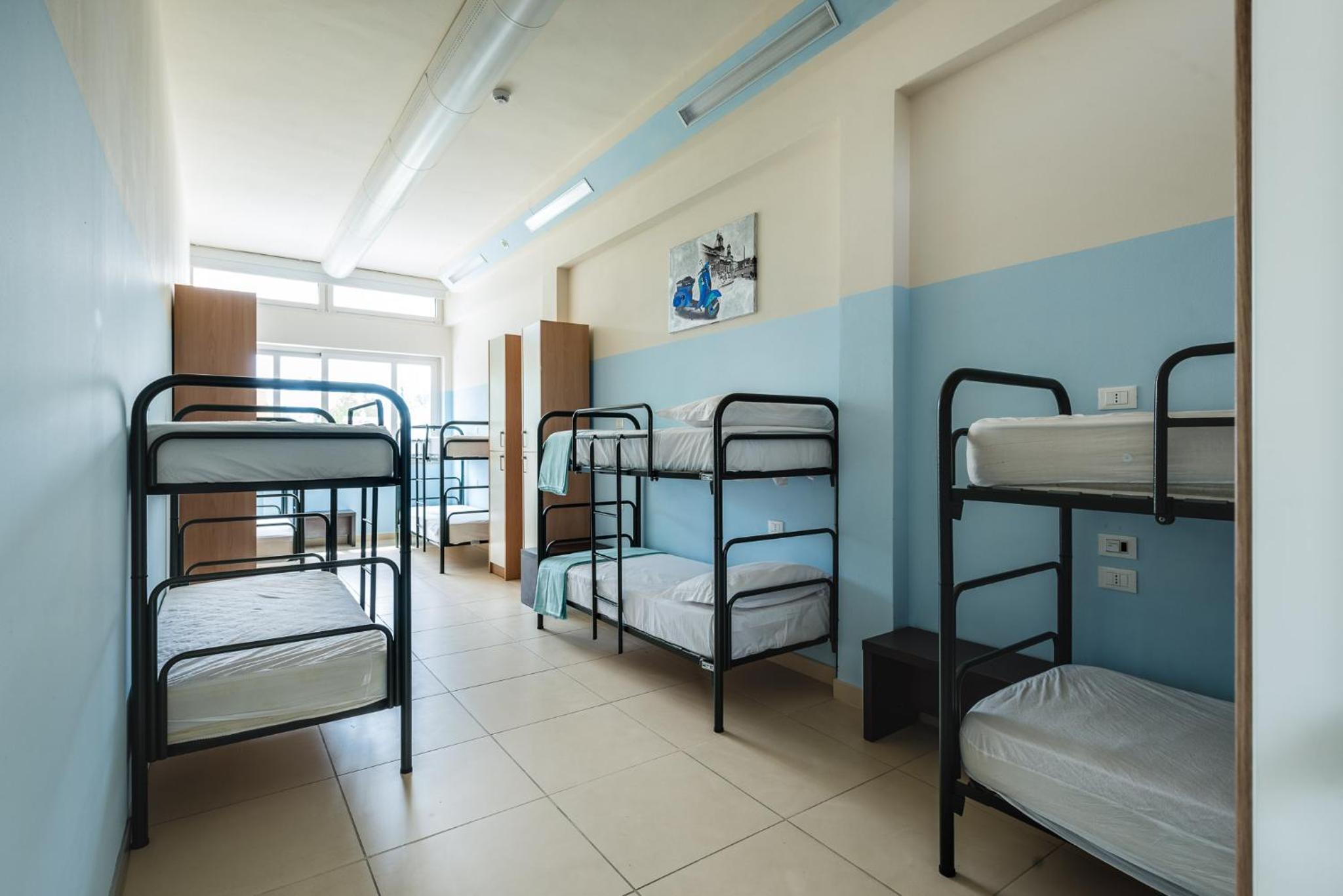 Eliopoli Beach Hostel & Restaurant