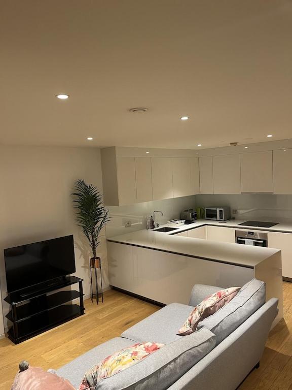 Beautiful 2 bed Flat in Finchley Road, Camden