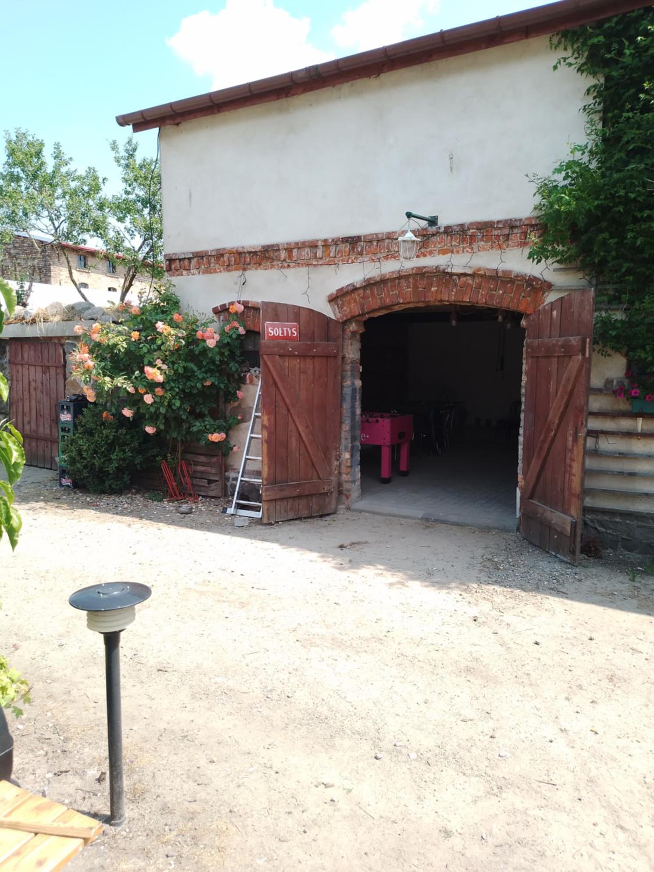 Photo 44