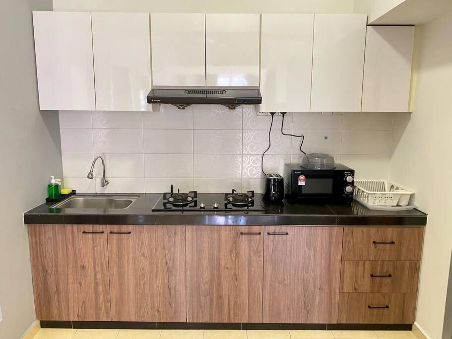 Cosy 2 Bedder Near KLCC I 500mbps Wi-Fi I Smart TV with Netflix Function