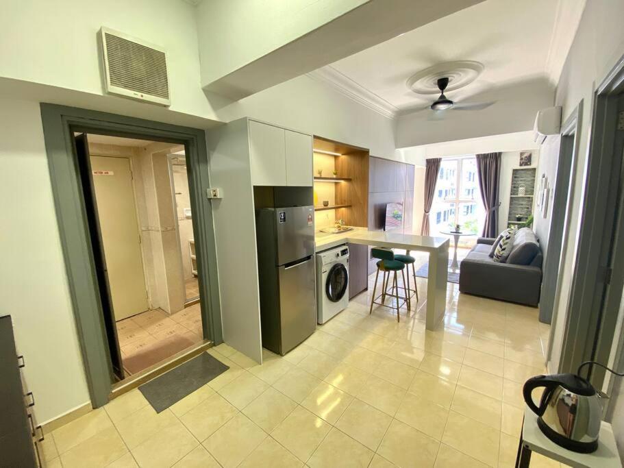 Cosy 2 Bedder Near KLCC I 500mbps Wi-Fi I Smart TV with Netflix Function