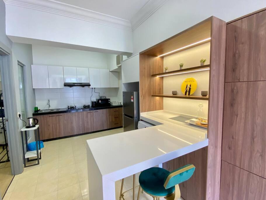 Cosy 2 Bedder Near KLCC I 500mbps Wi-Fi I Smart TV with Netflix Function