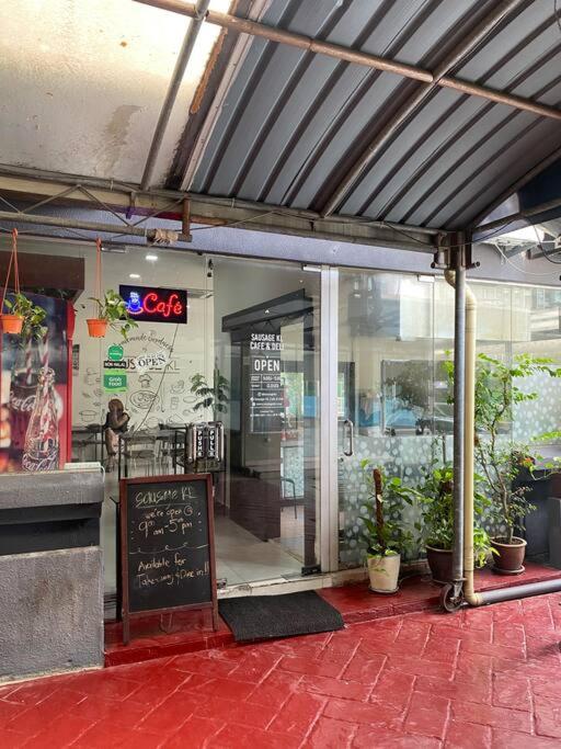 Cosy 2 Bedder Near KLCC I 500mbps Wi-Fi I Smart TV with Netflix Function