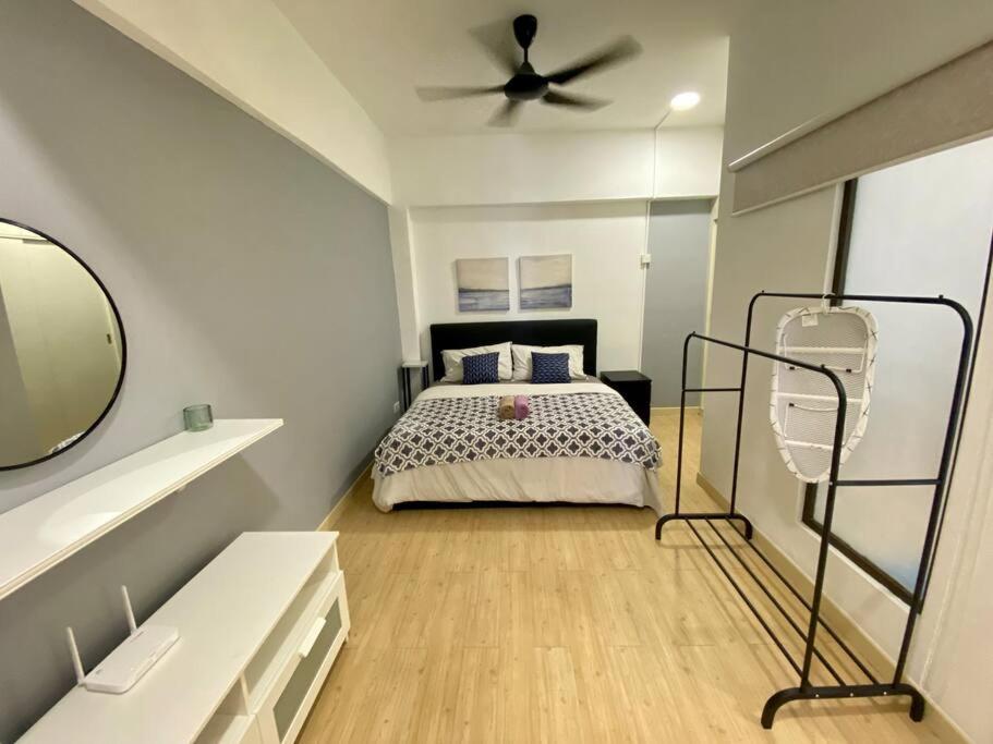 Cosy 2 Bedder Near KLCC I 500mbps Wi-Fi I Smart TV with Netflix Function