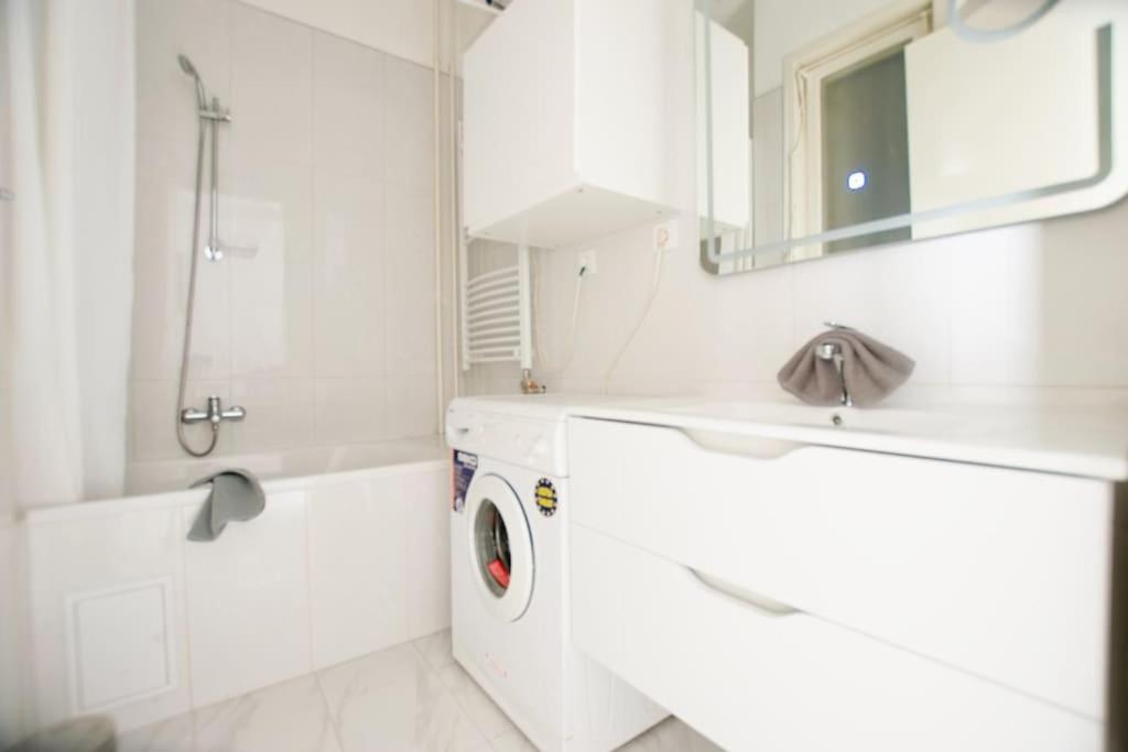 Standard Apartment by Hi5- Bajcsy Apartment view 3