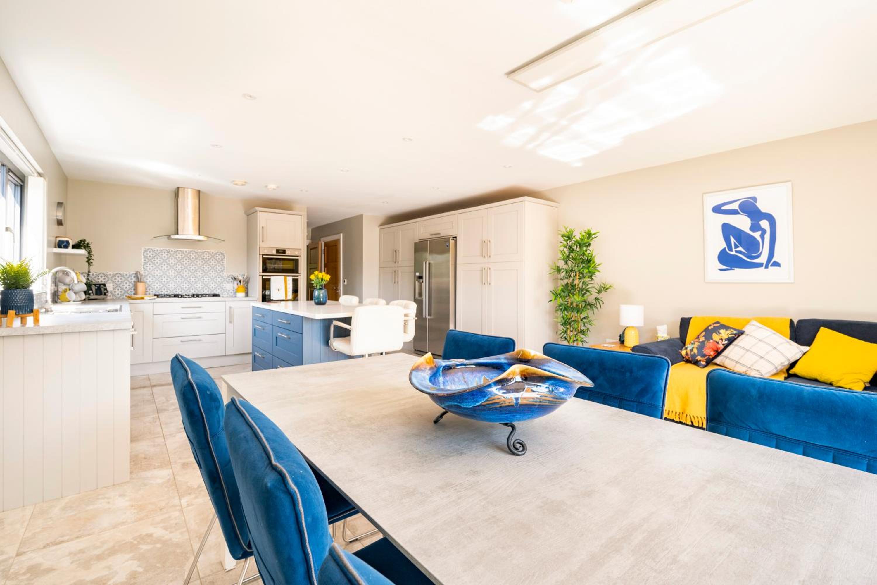 Park House - FOUR star luxury with parking and WI-FI view 5