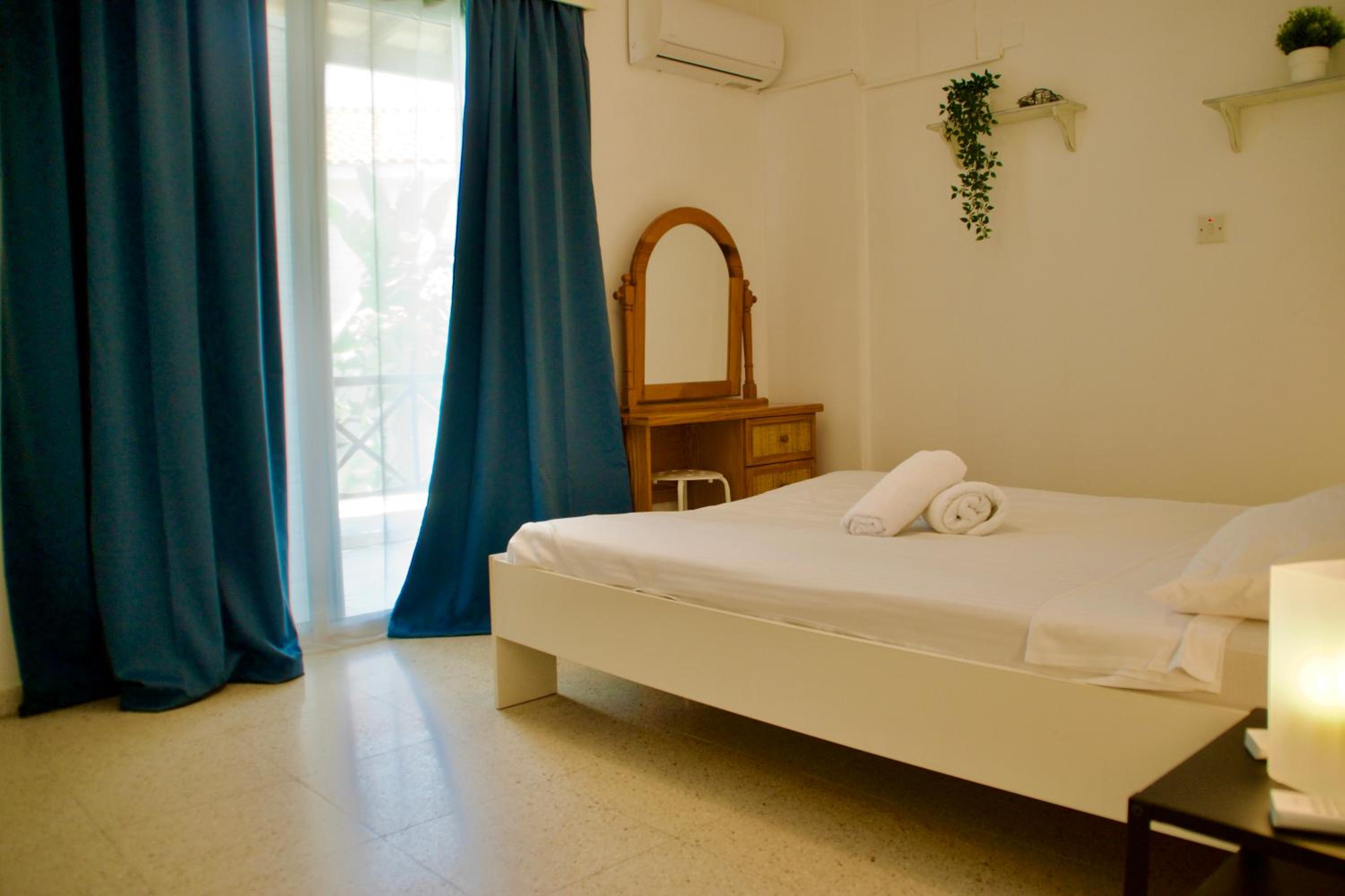 Yiallos Village Apt. A101