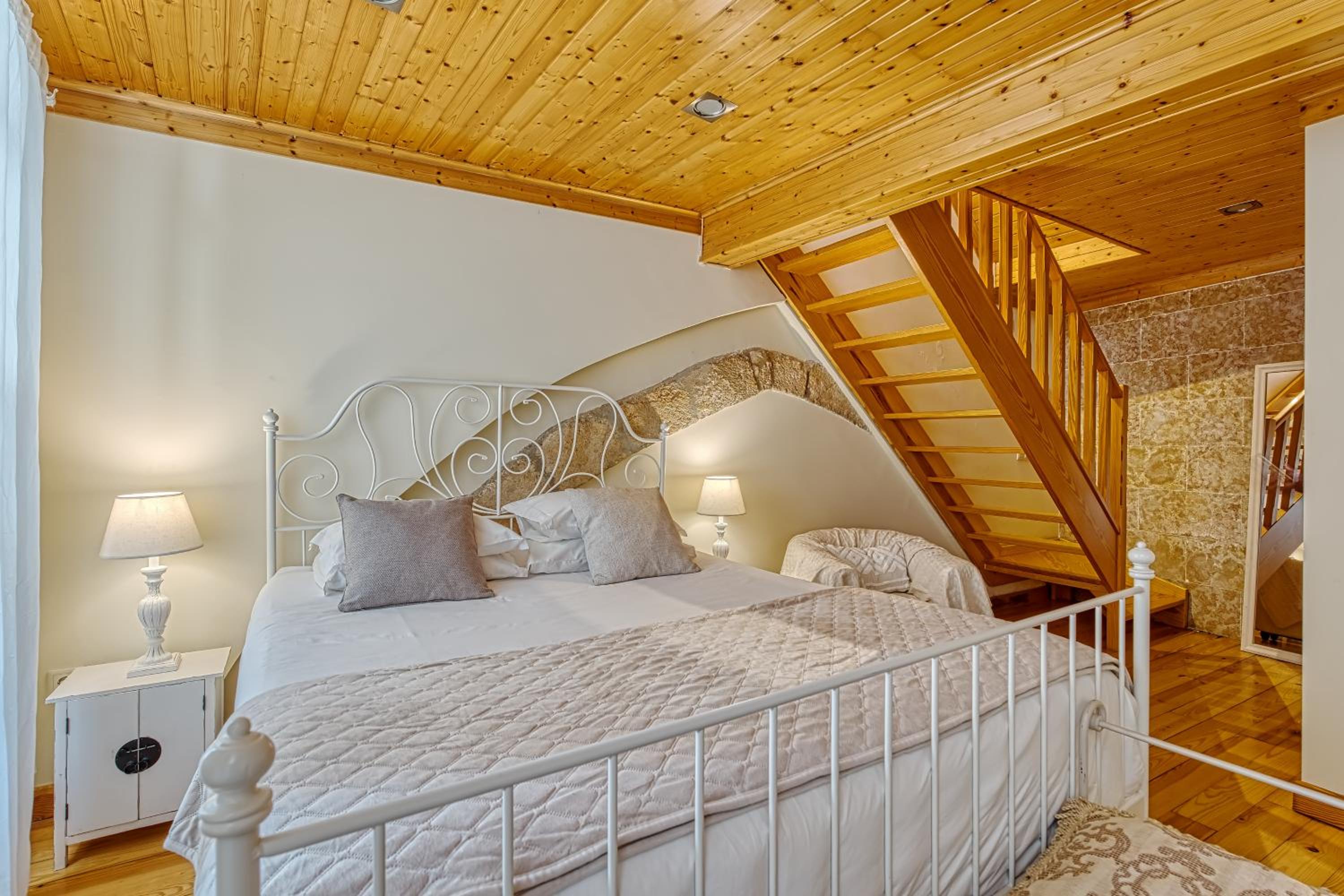 Amazing Duplex at Alfama view 2