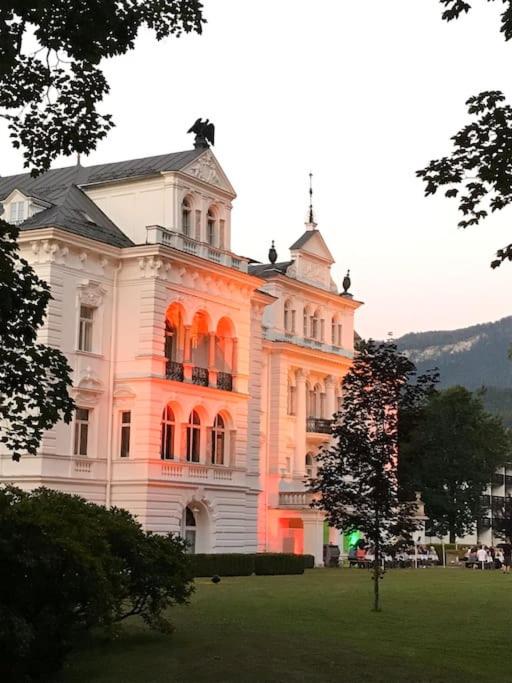 Grubhof Schlosspark, Apartment mit Indoor Pool und Garten