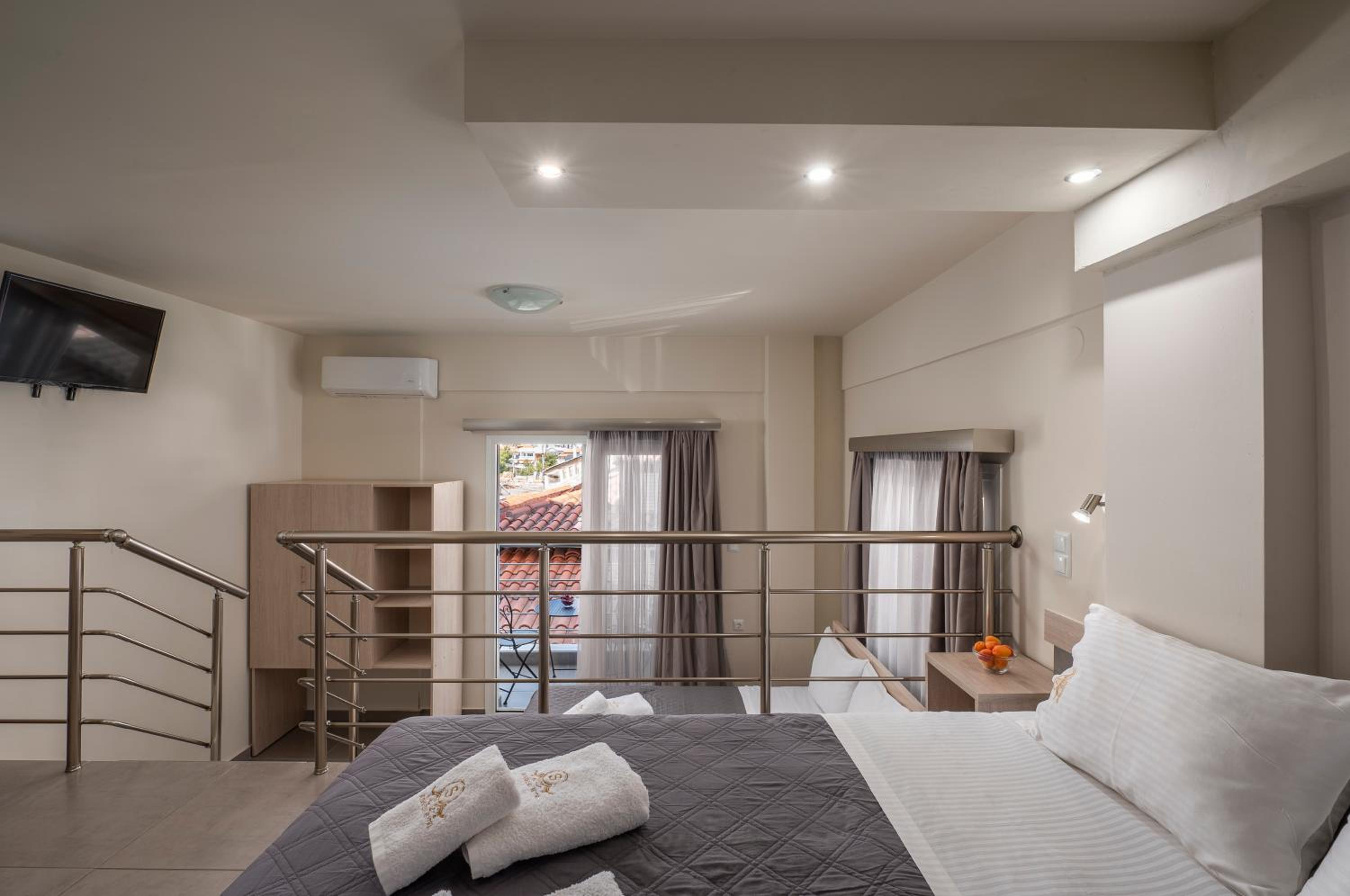 Sunshine Apartments
