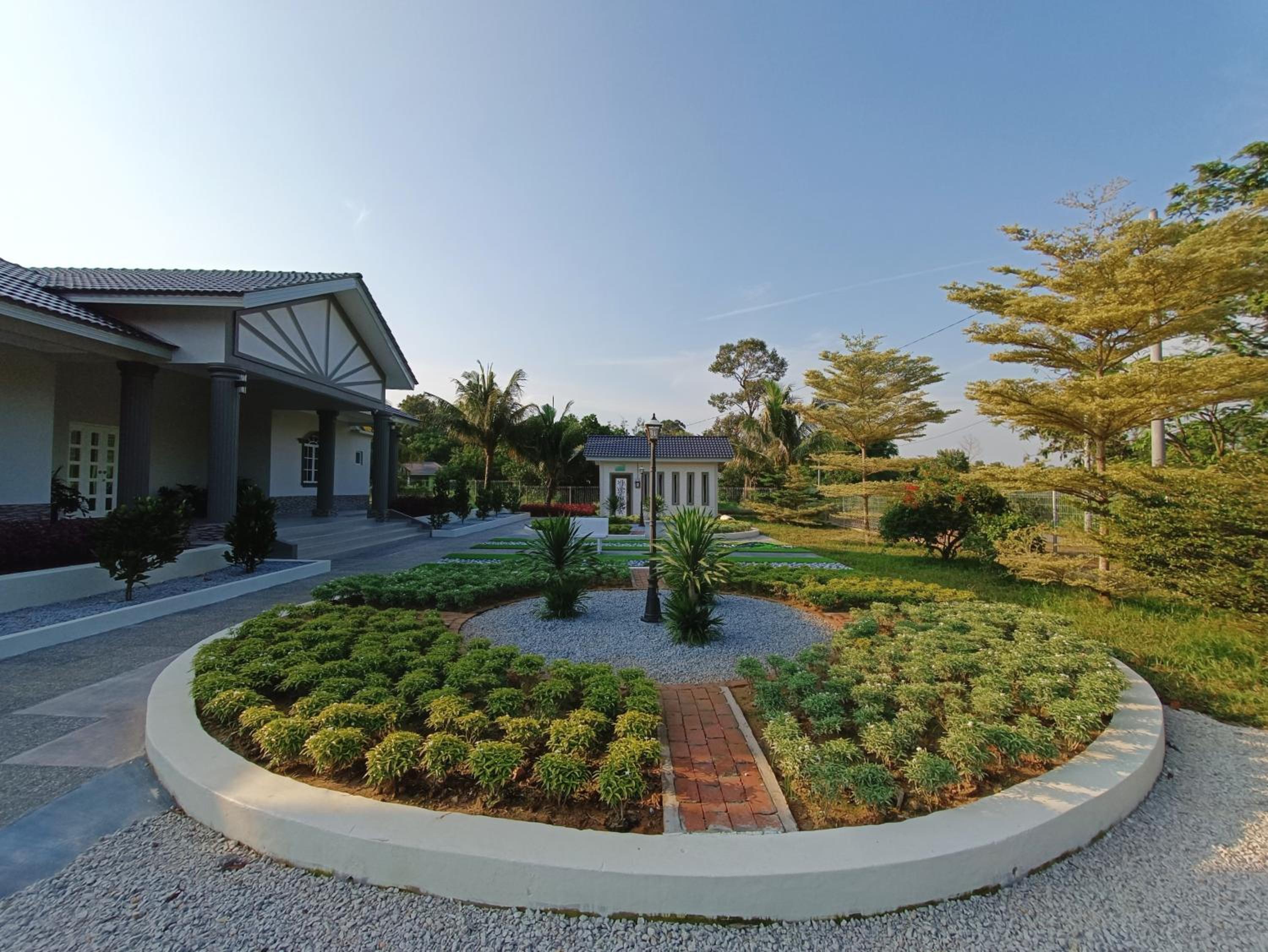Villa Dracaena Melaka With Swimming Pool, Hill View and 20 minutes to Town photo 7