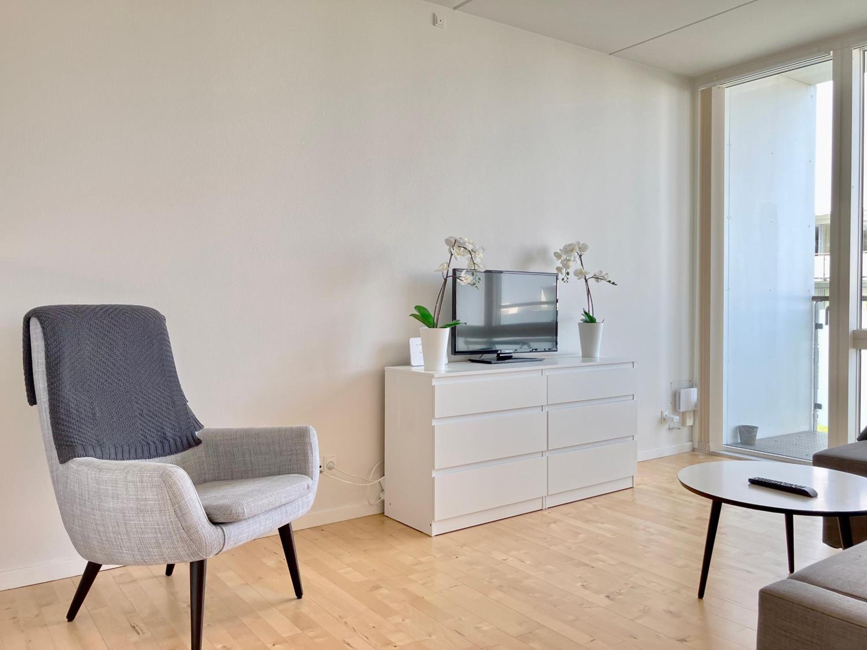 Newly Built 1 Bedroom Apartment With Balcony view 3