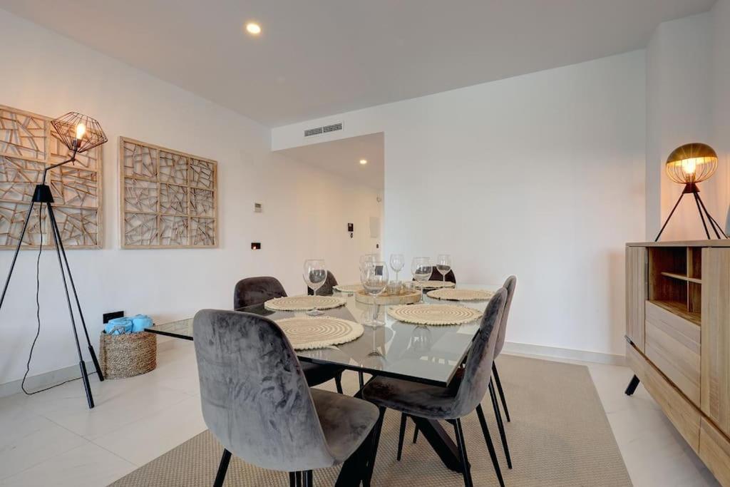 Luxurious Apartment at Estepona Hills with stunning views