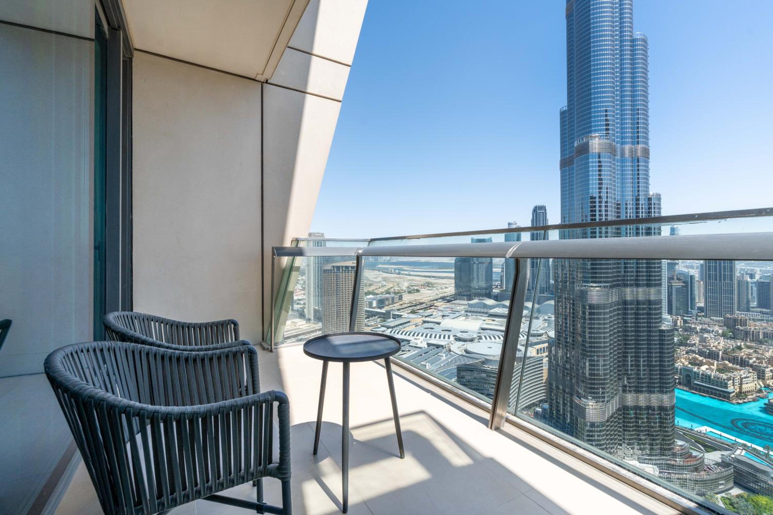 Vacay Lettings - Burj Vista high floor Burj Khalifa & Fountain view