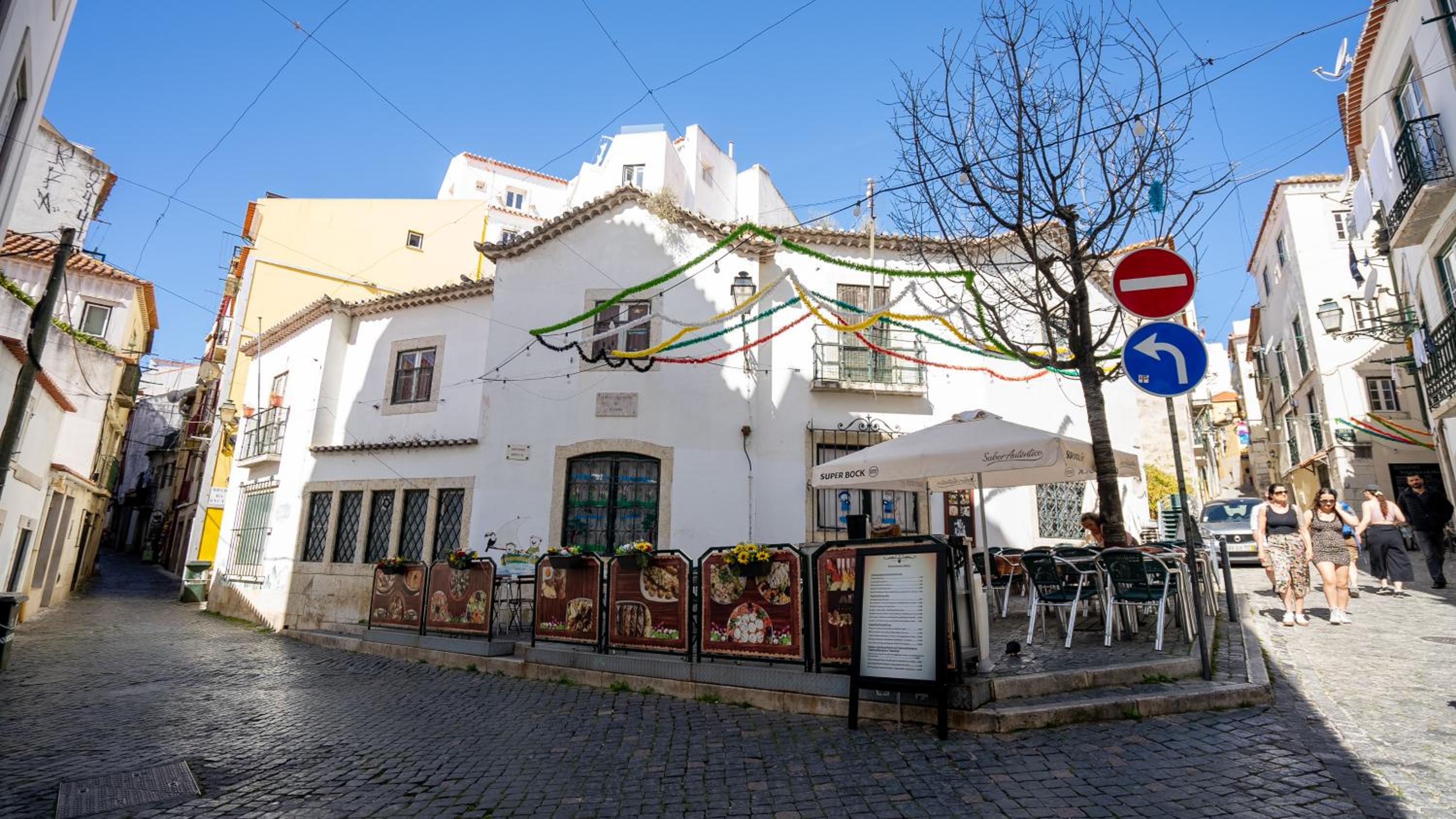Alfama Apartments