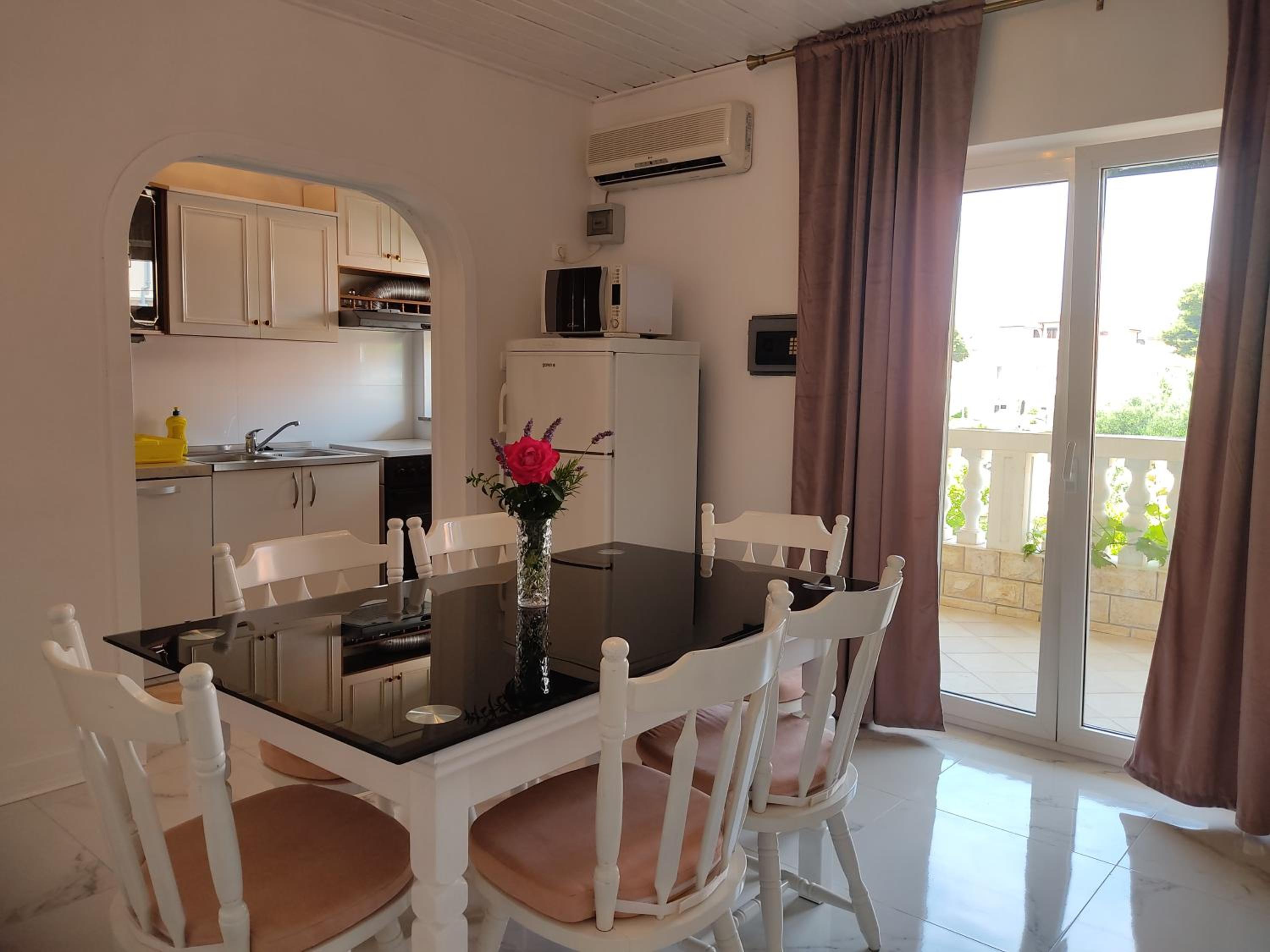 Apartments Milka