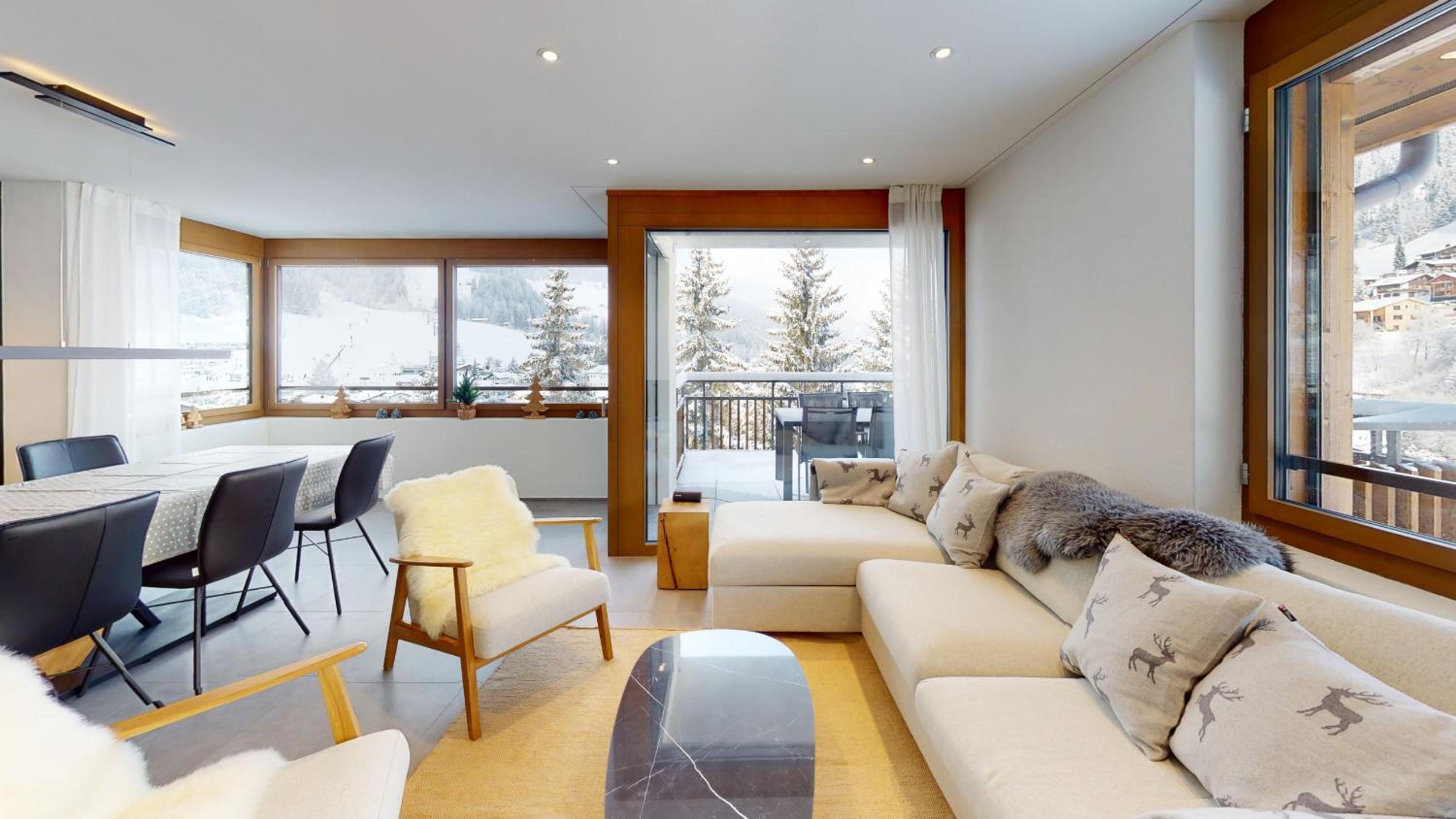 Apartment with hotel spa and pool
