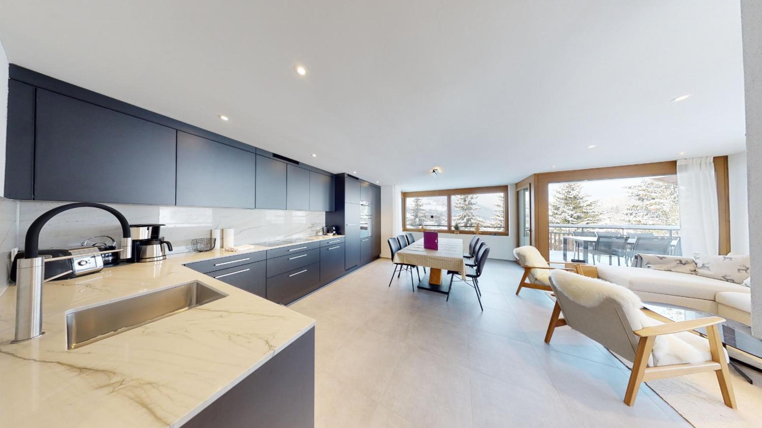 Apartment with hotel spa and pool
