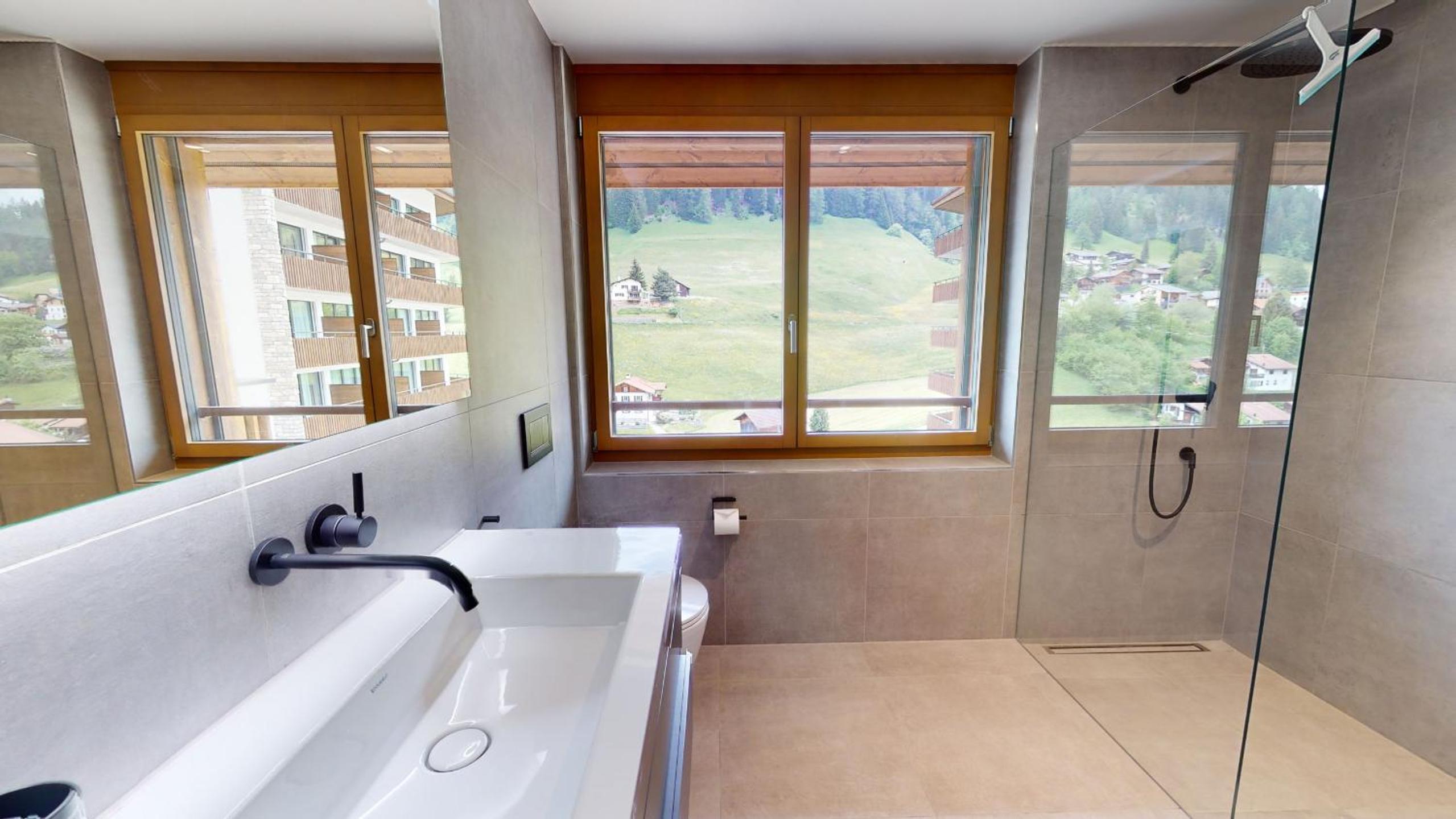 Apartment with hotel spa and pool