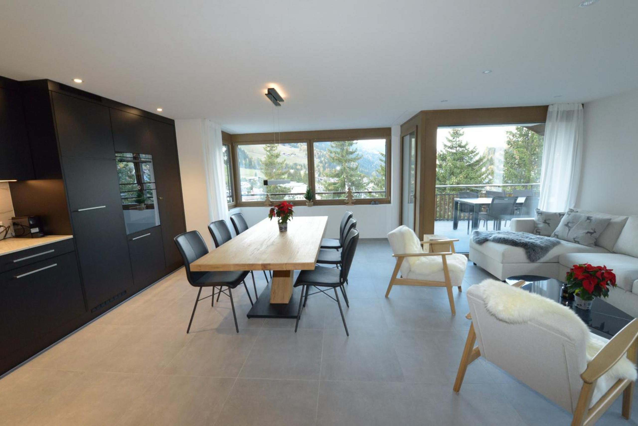Apartment with hotel spa and pool