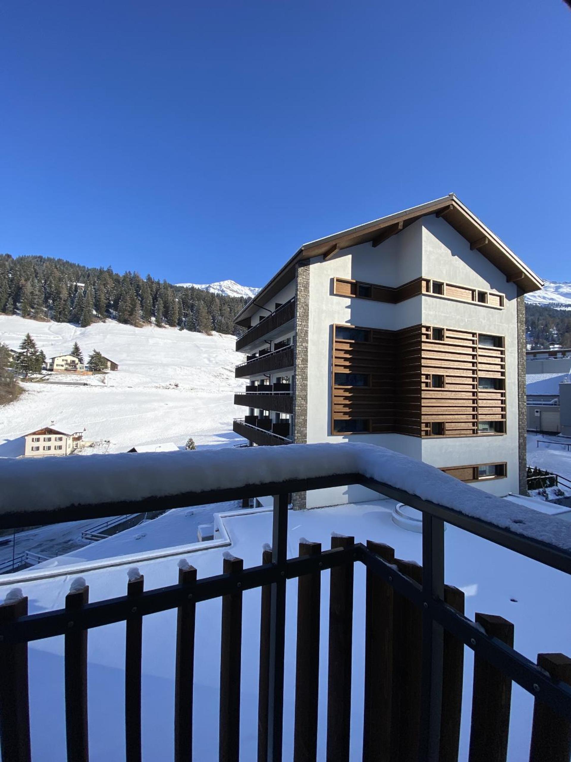 Apartment with hotel spa and pool