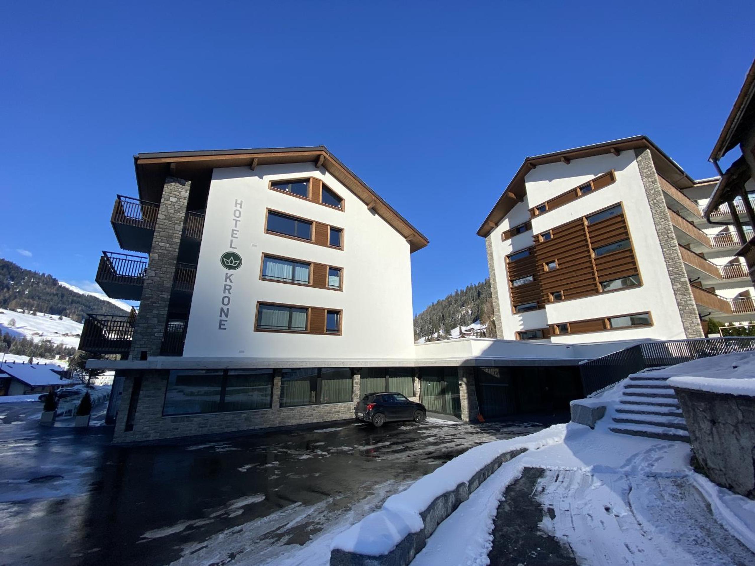 Apartment with hotel spa and pool
