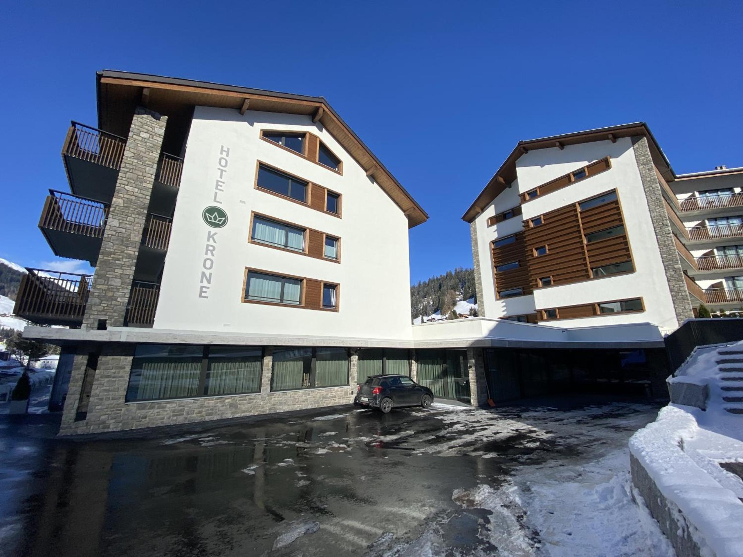 Apartment with hotel spa and pool