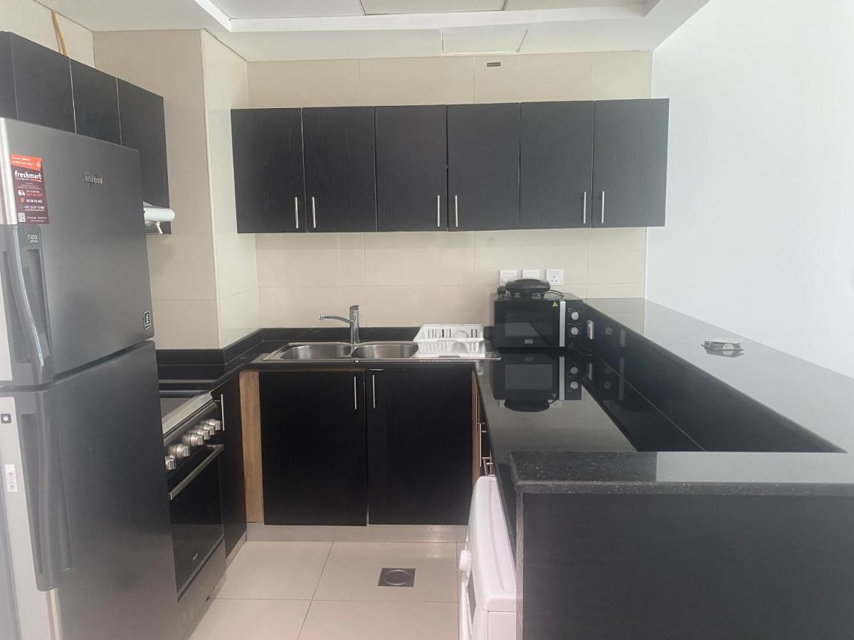 Golden Stay Vacation Homes continental tower marina