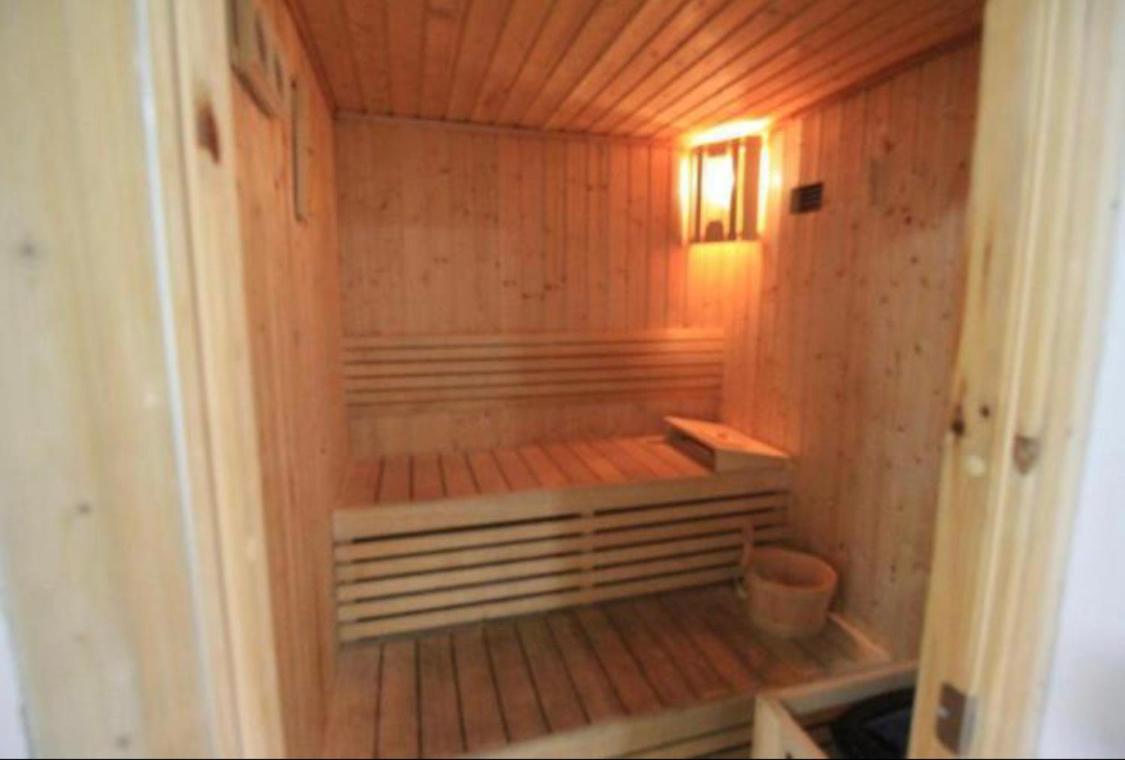 Golden Stay Vacation Homes continental tower marina