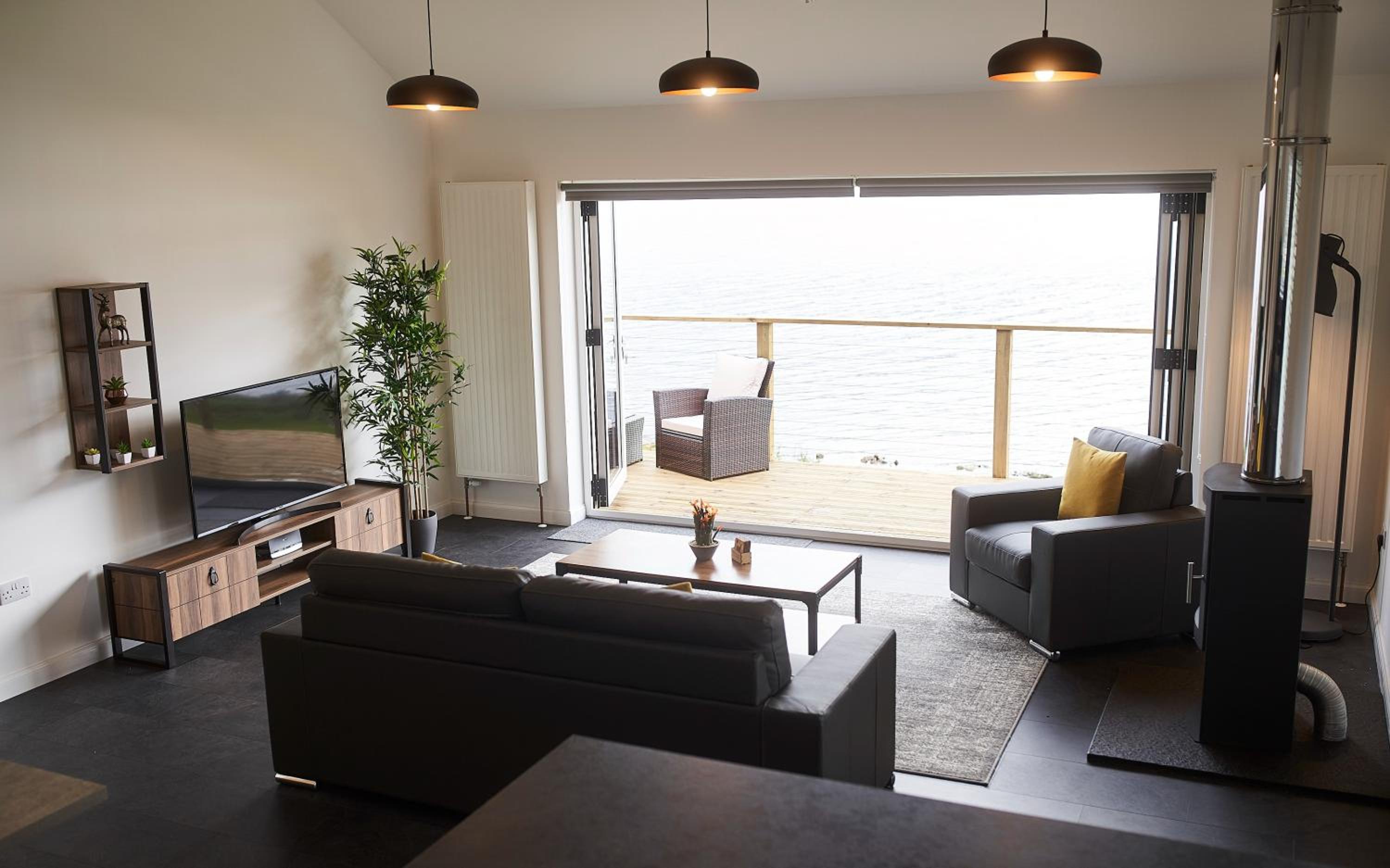 Shoreland Lodges - Holly Lodge view 5