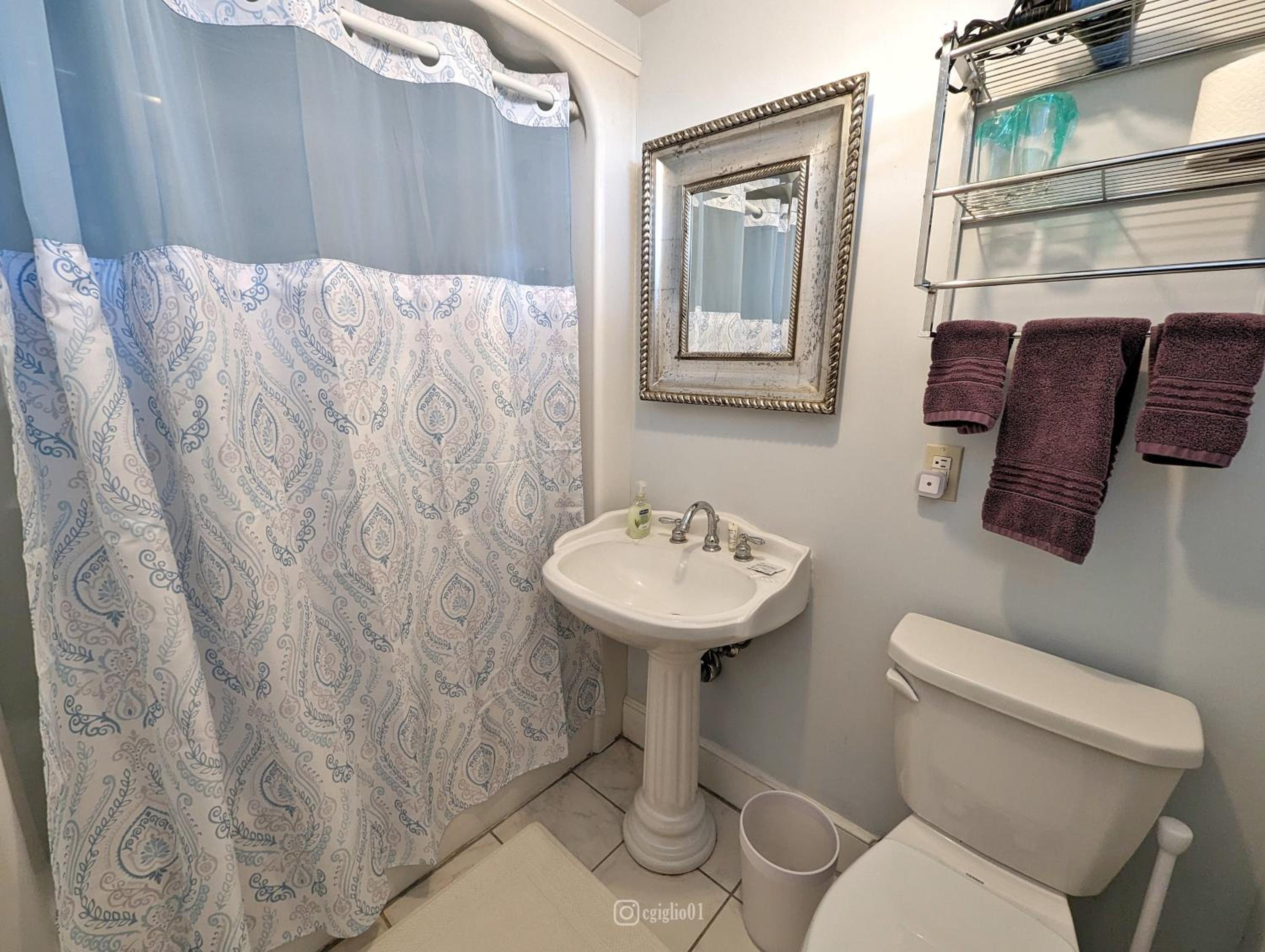 Cromwell Manor Inn - Property Image 12