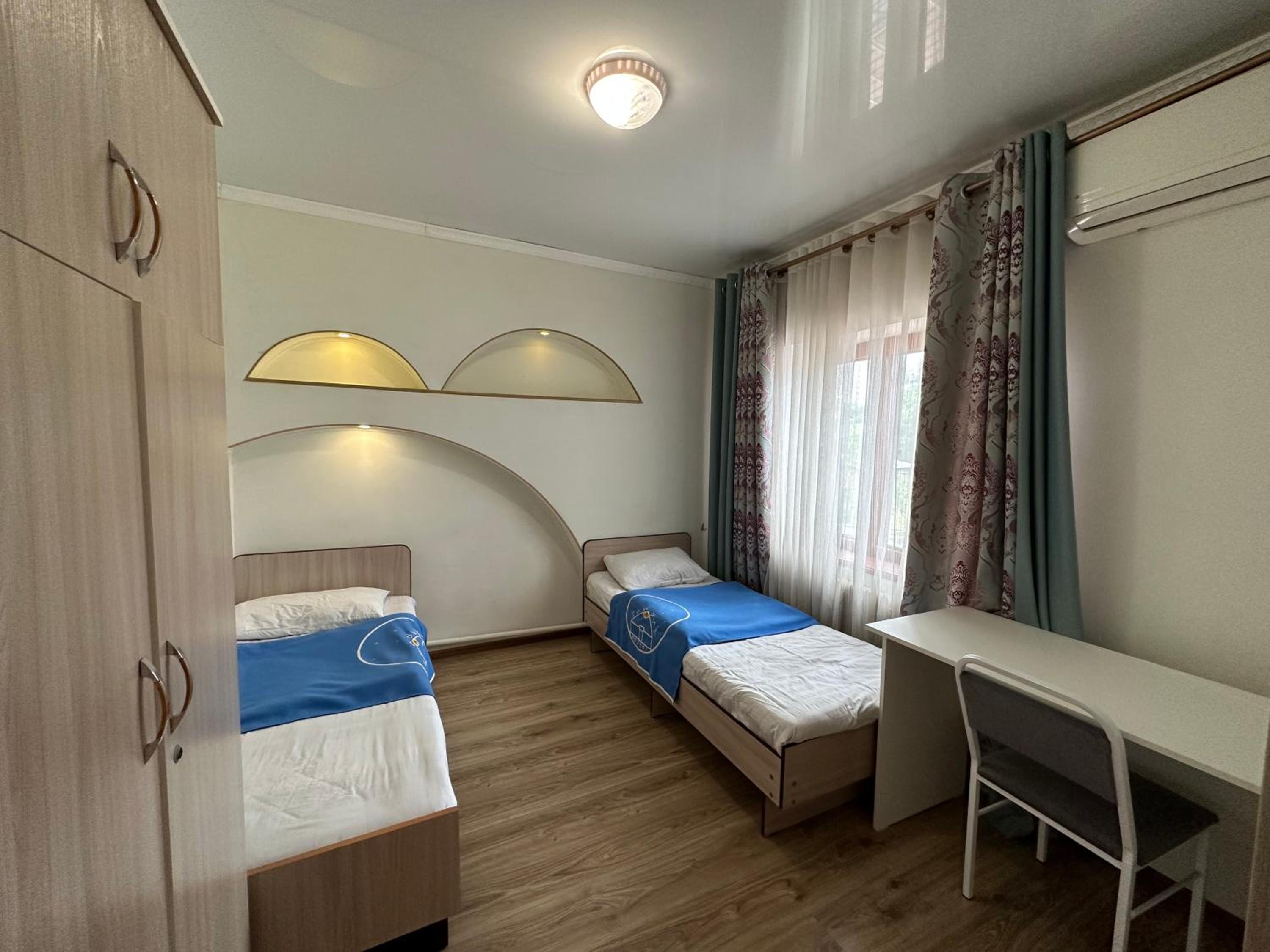 Tunduk Hostel